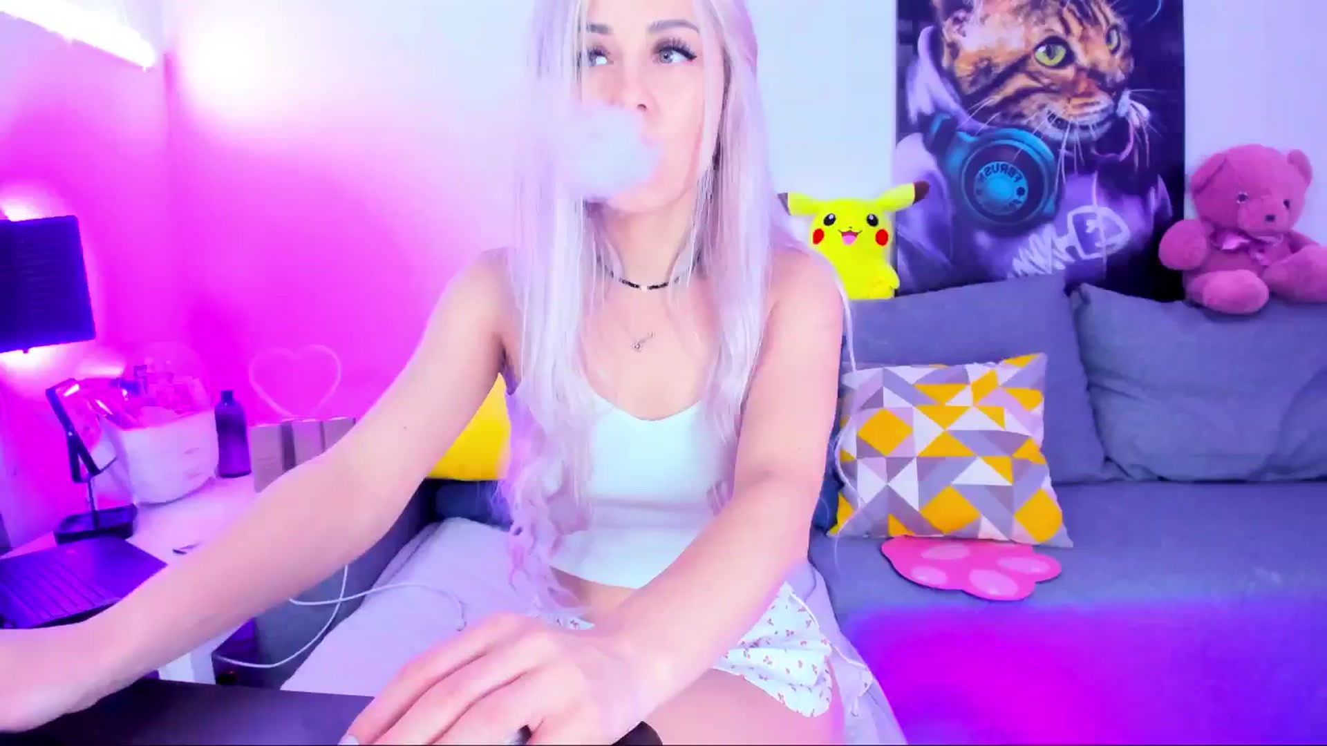 Gallery image thumbnail from Sunny__Sweet's myfreecams stream on, 02/18/2025, 04:26 image 1 of 20