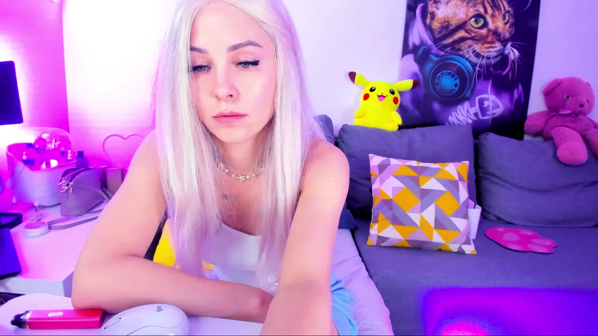 Gallery image thumbnail from Sunny__Sweet's myfreecams stream on, 03/11/2025, 05:52 image 12 of 20
