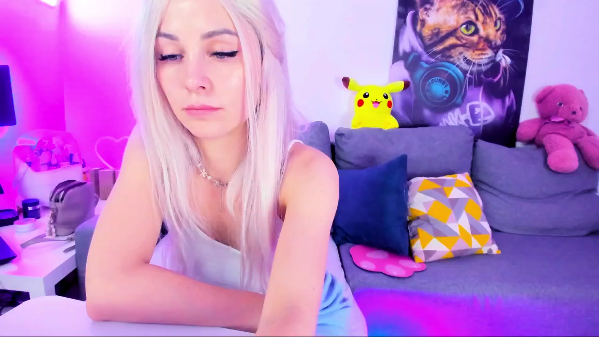 Gallery image thumbnail from Sunny__Sweet's myfreecams stream on, 03/14/2025, 04:34 image 18 of 20