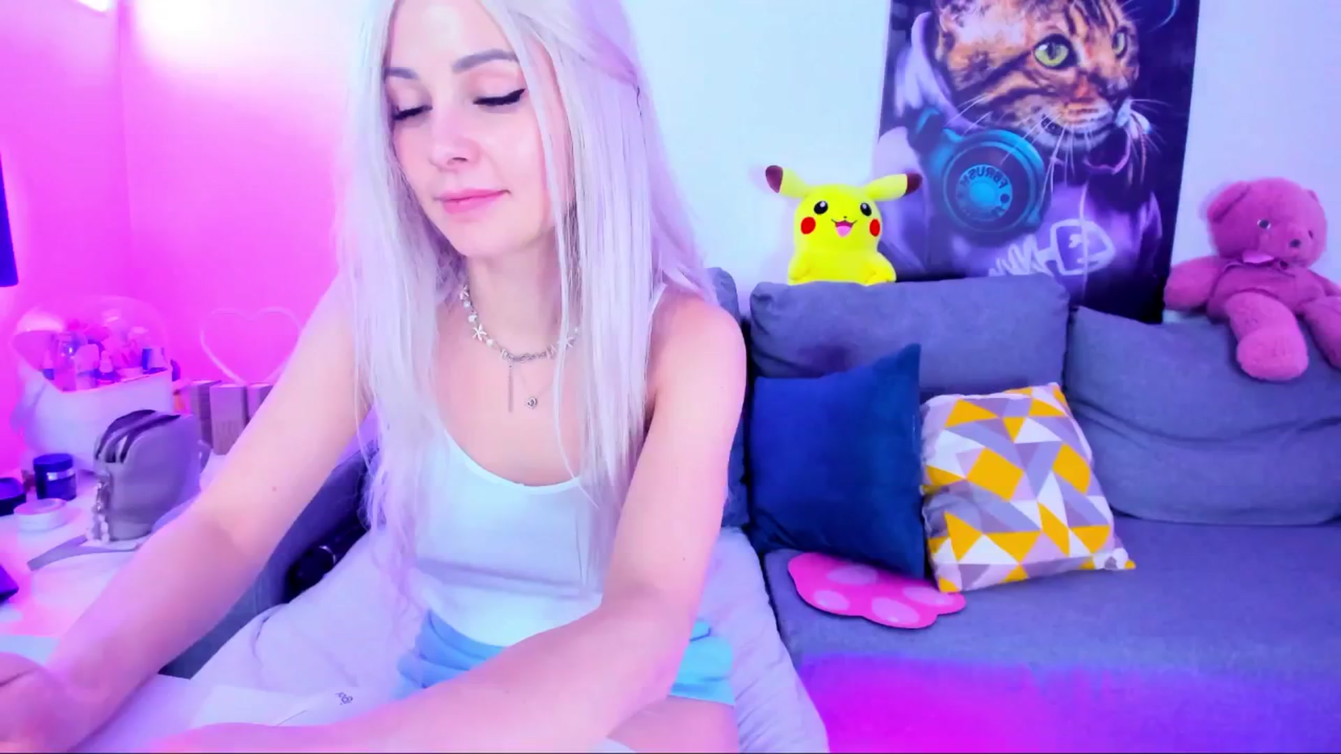 Gallery image thumbnail from Sunny__Sweet's myfreecams stream on, 03/14/2025, 06:04 image 17 of 20