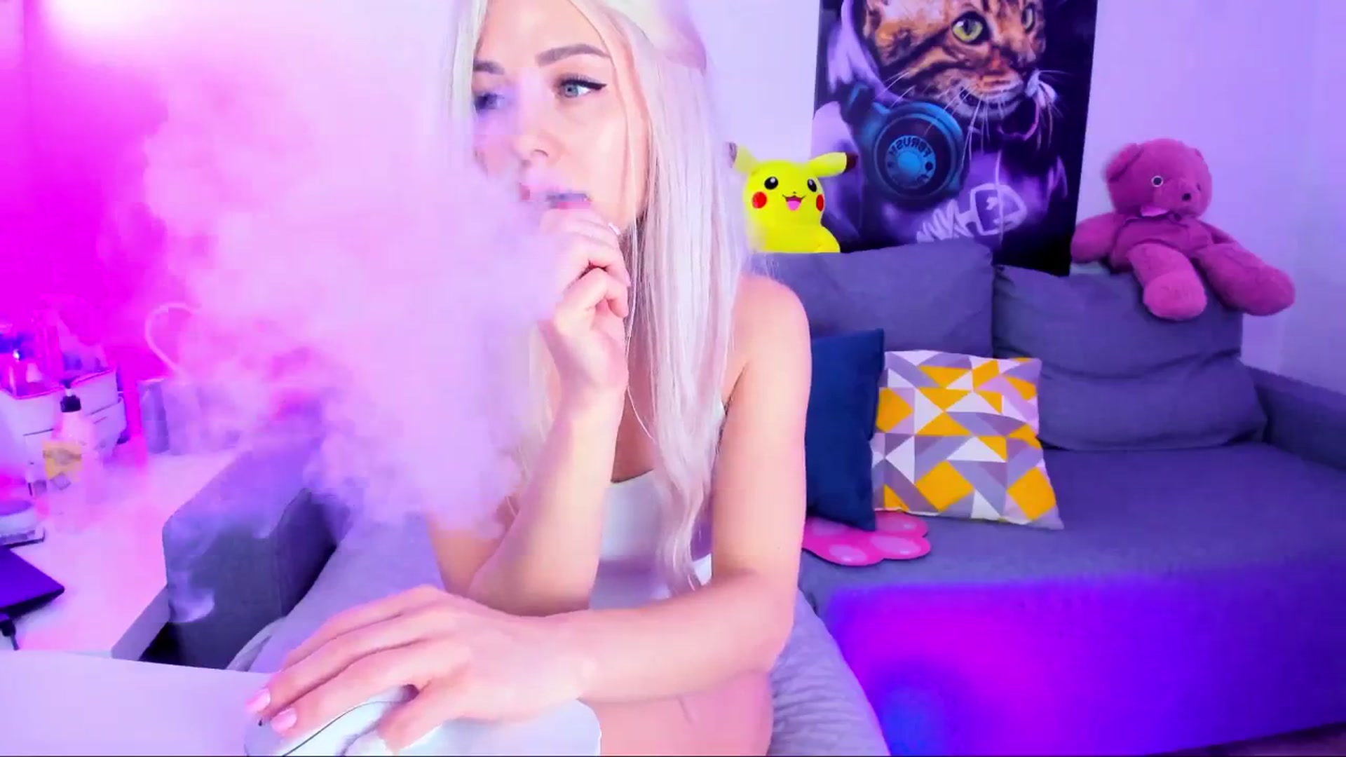 Gallery image thumbnail from Sunny__Sweet's myfreecams stream on, 03/20/2025, 05:58 image 12 of 20