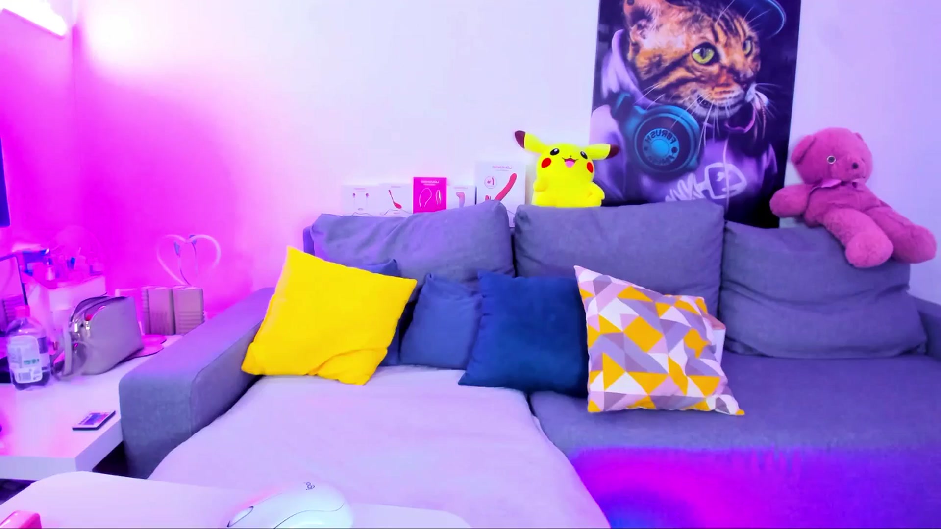 Gallery image thumbnail from Sunny__Sweet's myfreecams stream on, 04/16/2025, 05:49 image 8 of 20