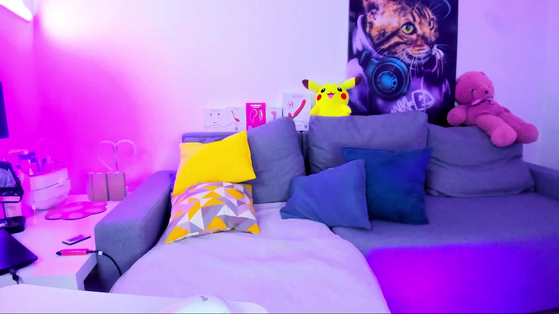 Gallery image thumbnail from Sunny__Sweet's myfreecams stream on, 04/22/2025, 06:19 image 13 of 20