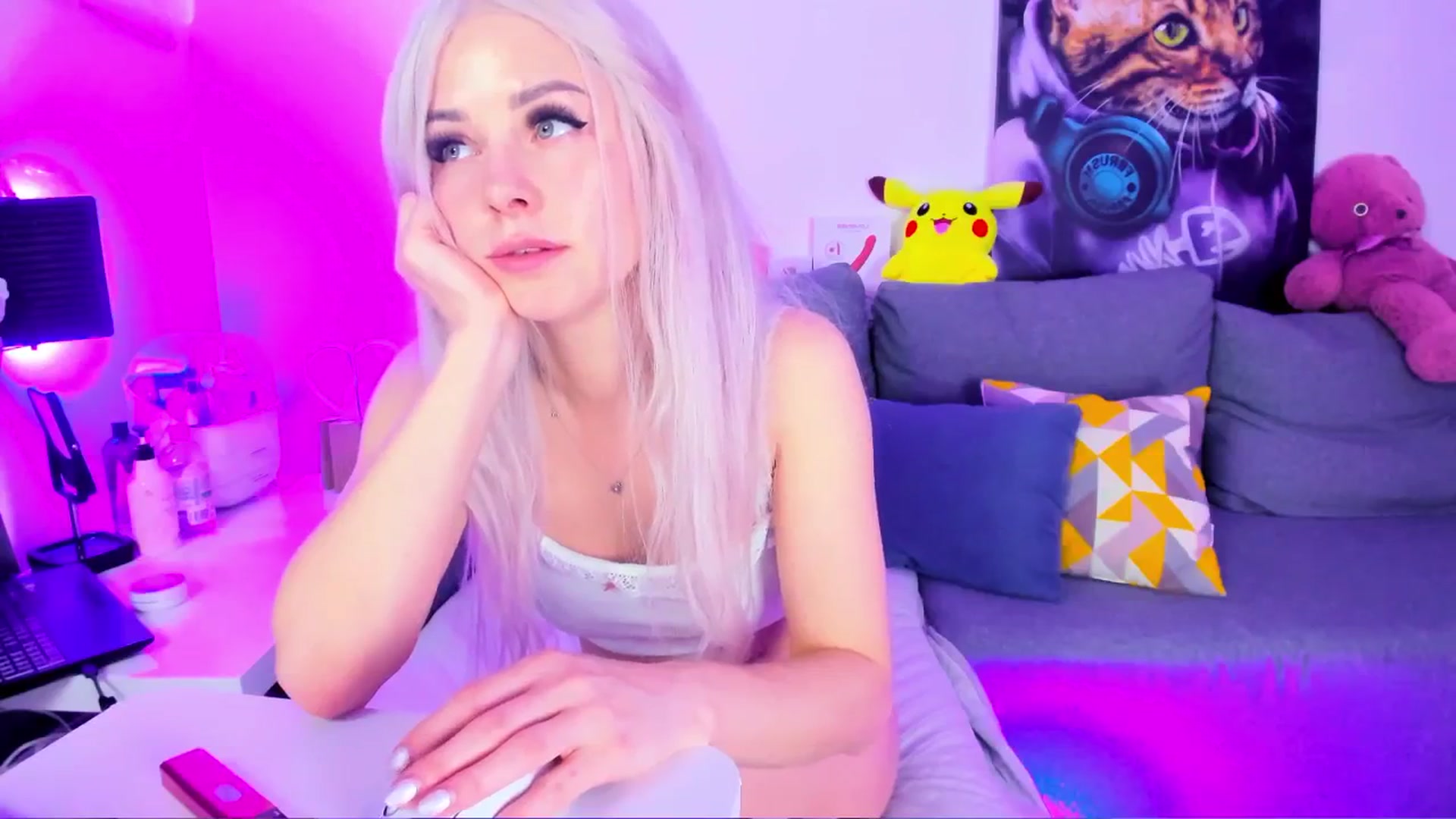 Gallery image thumbnail from Sunny__Sweet's myfreecams stream on, 04/30/2025, 04:41 image 19 of 20