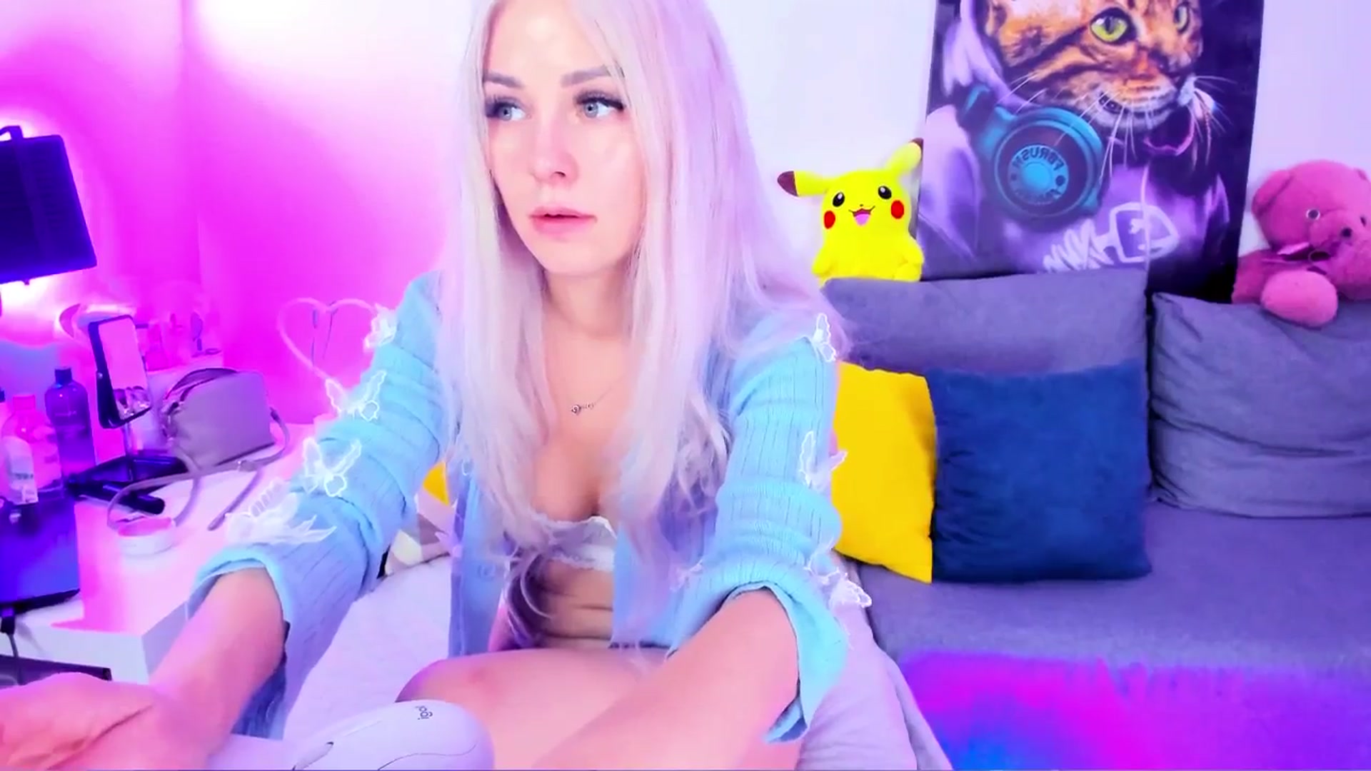 Gallery image thumbnail from Sunny__Sweet's myfreecams stream on, 05/12/2025, 04:39 image 15 of 20
