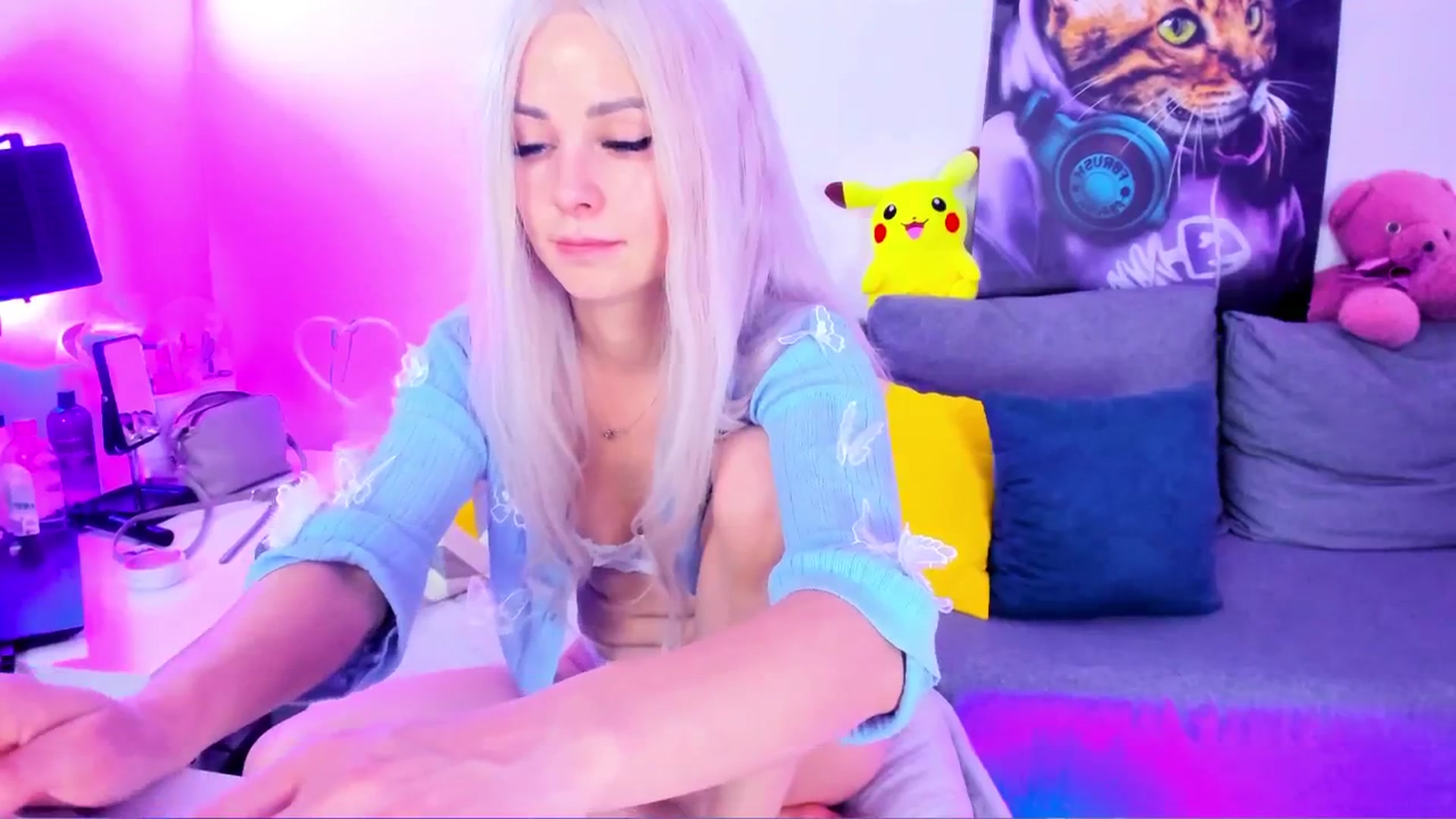 Gallery image thumbnail from Sunny__Sweet's myfreecams stream on, 05/12/2025, 04:39 image 9 of 20