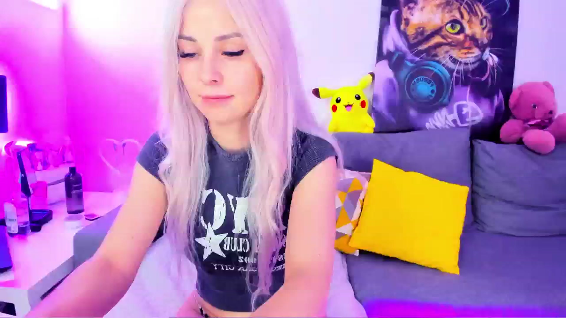 Gallery image thumbnail from Sunny__Sweet's myfreecams stream on, 05/16/2025, 04:51 image 20 of 20