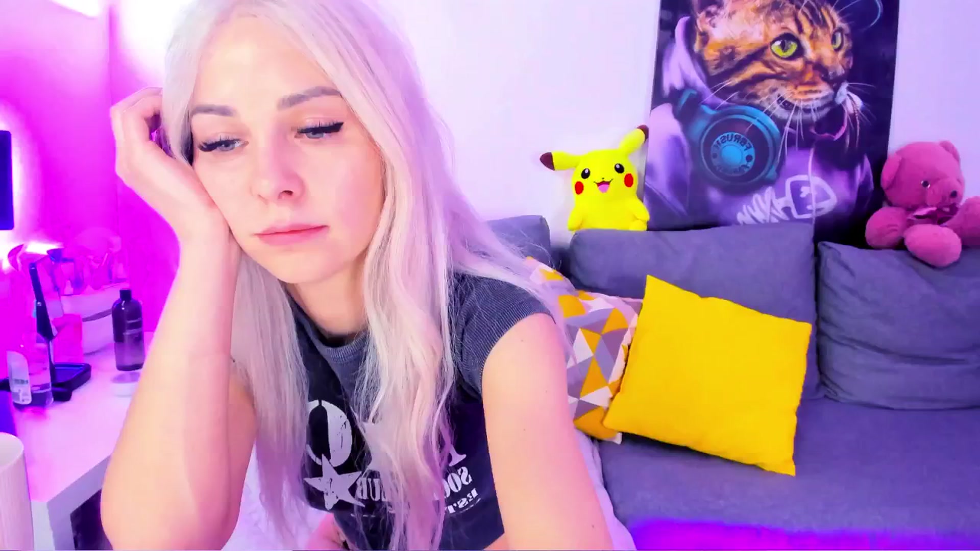 Gallery image thumbnail from Sunny__Sweet's myfreecams stream on, 05/16/2025, 04:51 image 8 of 20