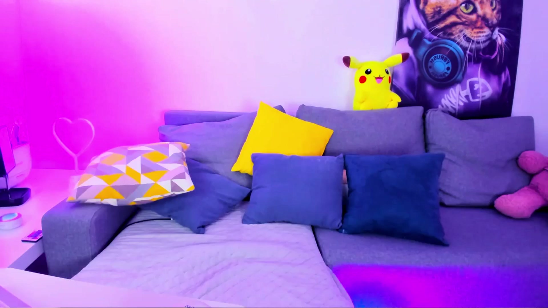 Gallery image thumbnail from Sunny__Sweet's myfreecams stream on, 05/19/2025, 05:29 image 19 of 20