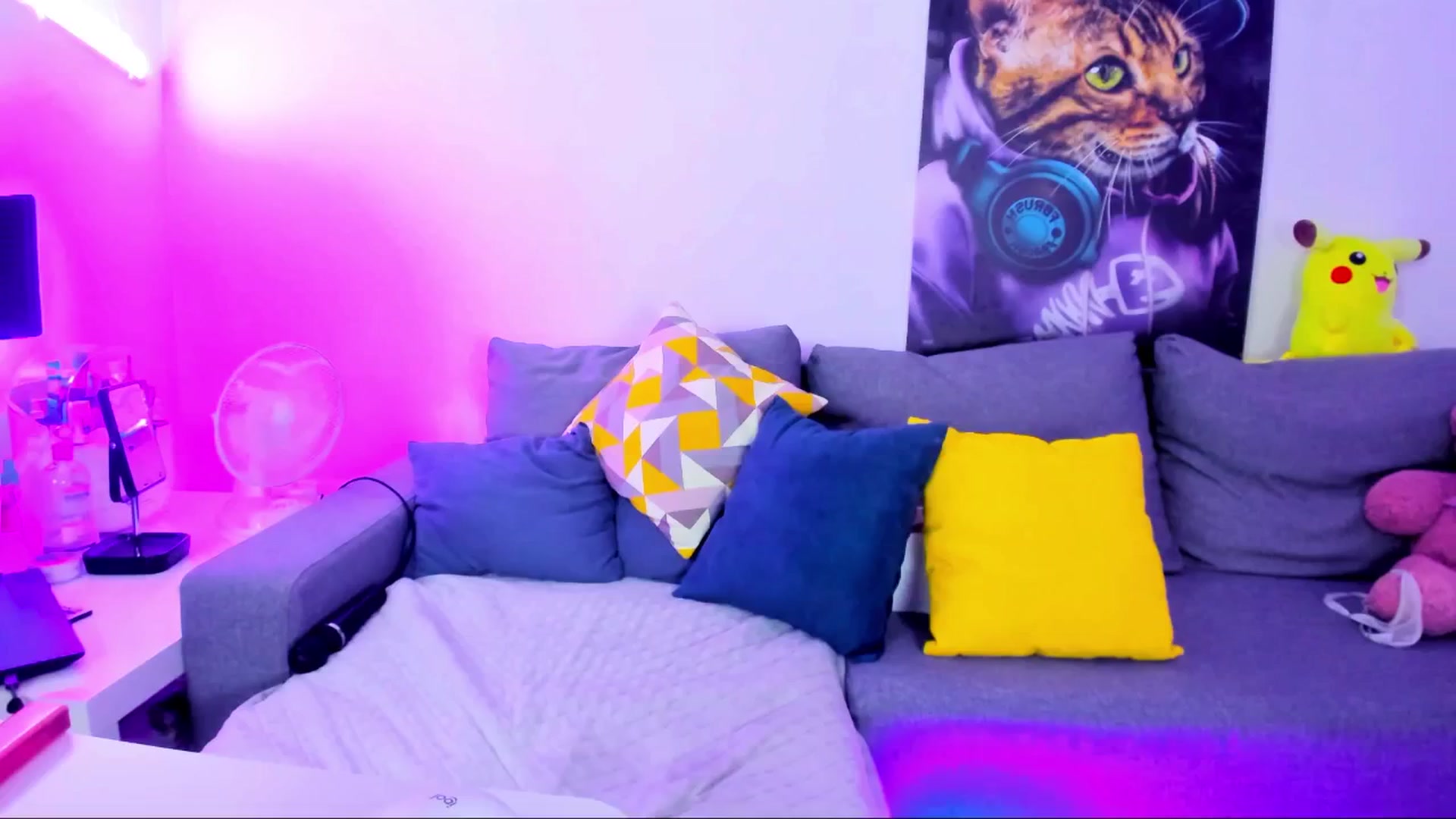 Gallery image thumbnail from Sunny__Sweet's myfreecams stream on, 06/06/2025, 06:01 image 15 of 20