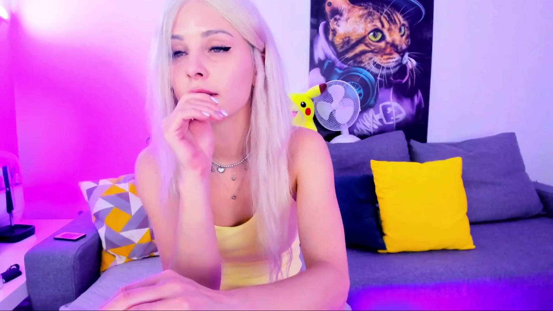 Gallery image thumbnail from Sunny__Sweet's myfreecams stream on, 06/24/2025, 04:56 image 3 of 20
