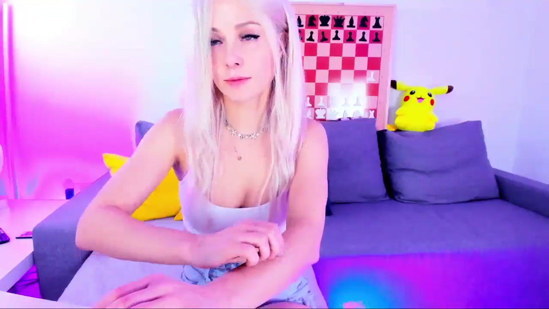 Gallery image thumbnail from Sunny__Sweet's myfreecams stream on, 12/23/2025, 06:40 image 12 of 20