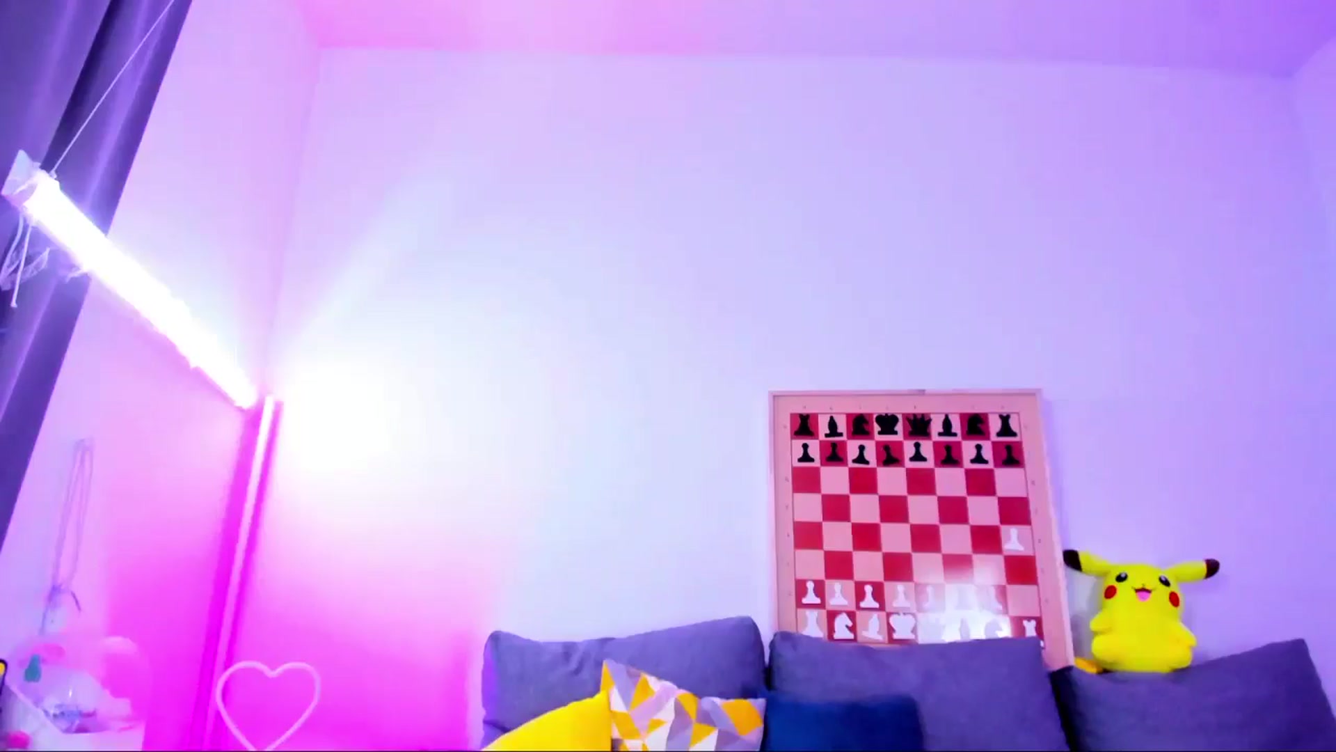 Gallery image thumbnail from Sunny__Sweet's myfreecams stream on, 12/25/2025, 06:18 image 17 of 20