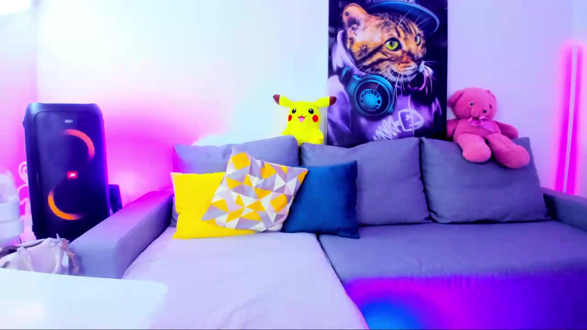 Gallery image thumbnail from Sunny__Sweet's myfreecams stream on, 08/03/2026, 06:10 image 13 of 20