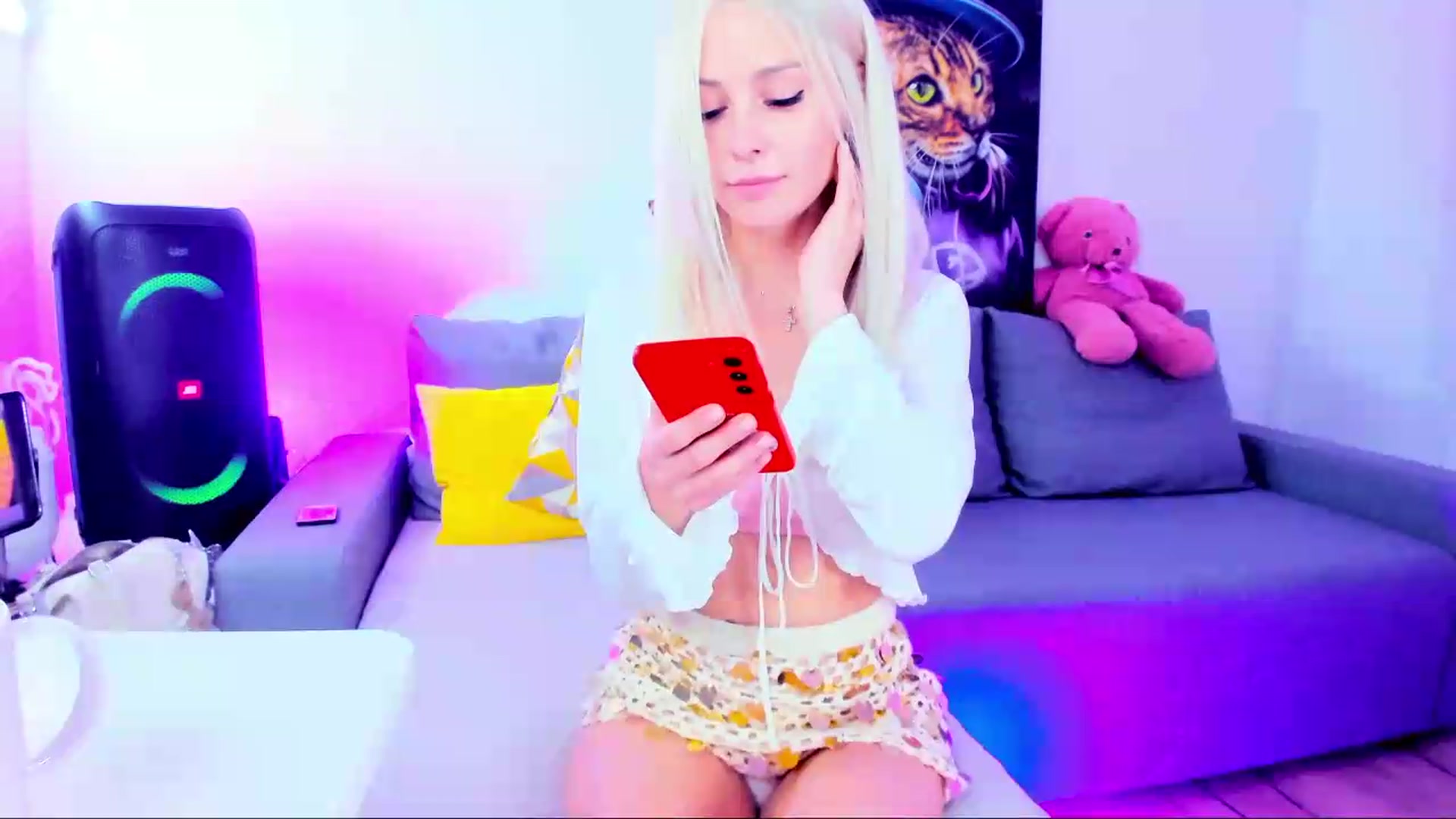 Gallery image thumbnail from Sunny__Sweet's myfreecams stream on, 08/07/2026, 06:21 image 4 of 20