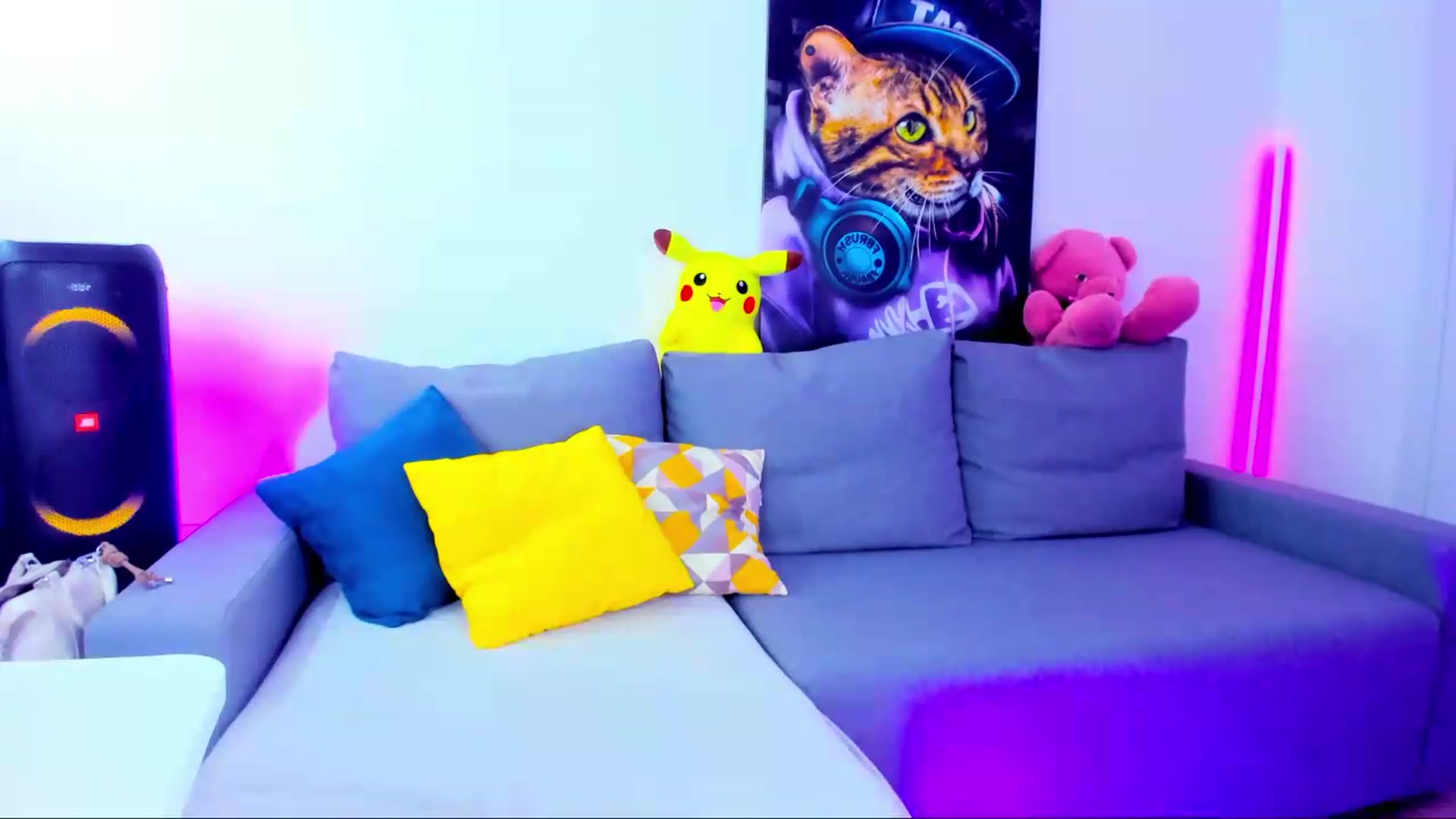 Gallery image thumbnail from Sunny__Sweet's myfreecams stream on, 08/12/2026, 05:35 image 11 of 20