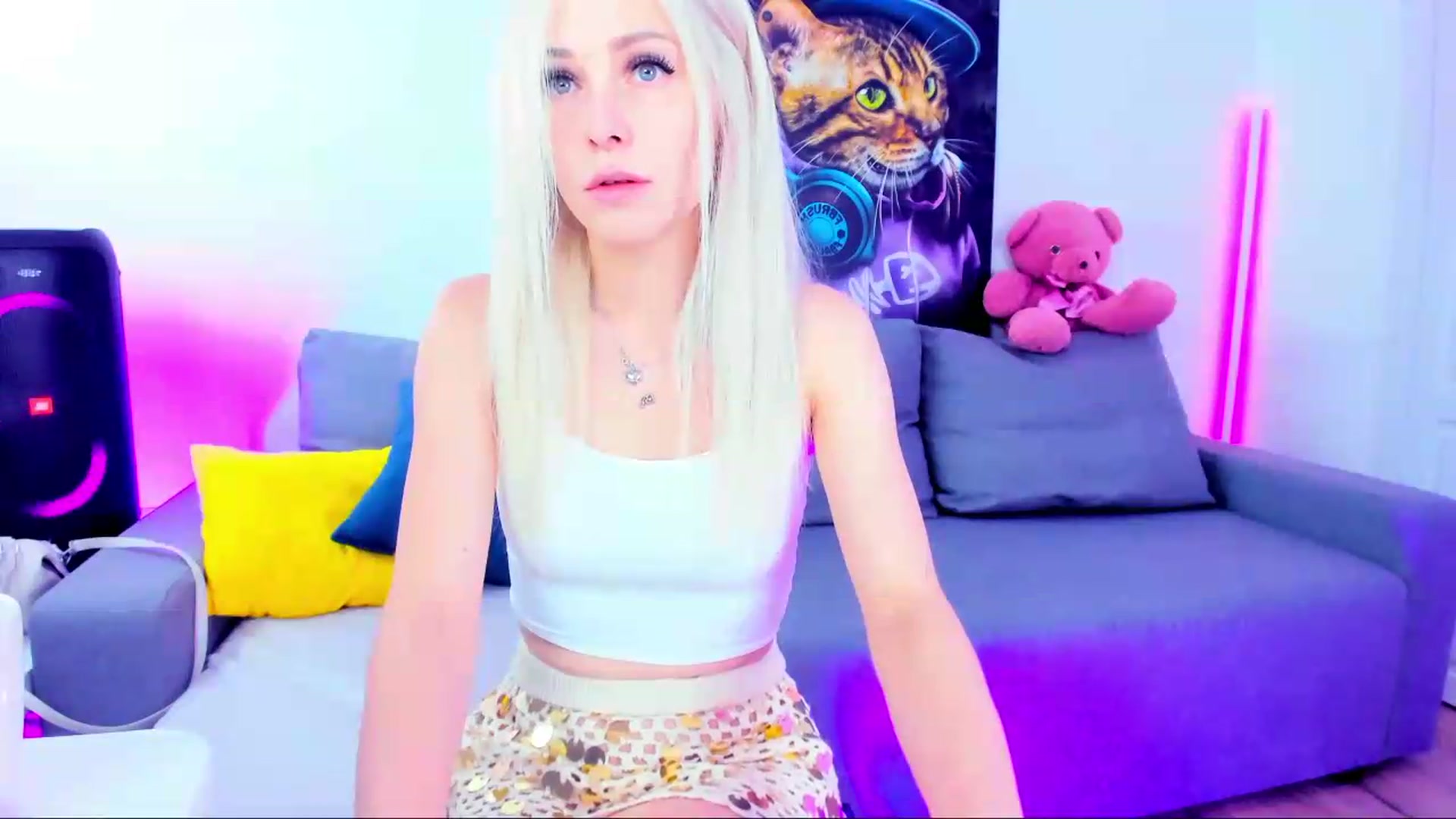 Gallery image thumbnail from Sunny__Sweet's myfreecams stream on, 08/18/2026, 05:51 image 2 of 20