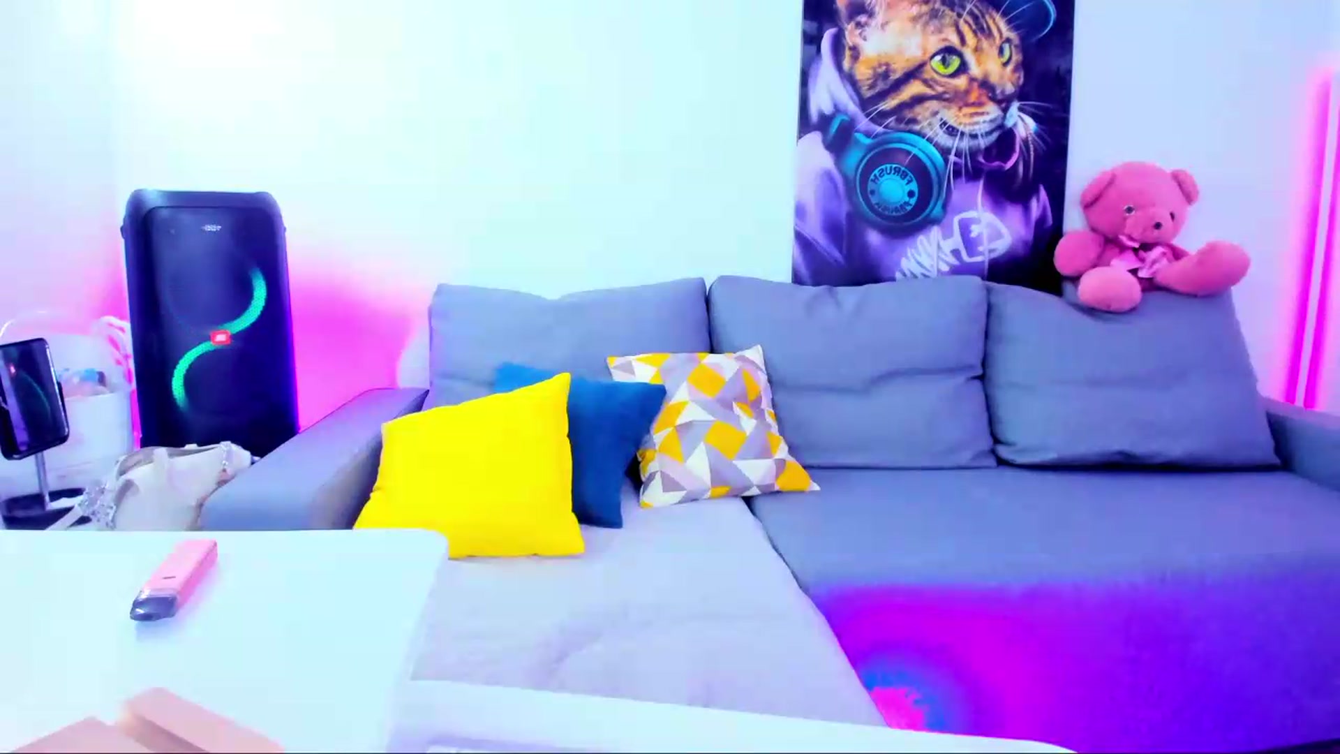 Gallery image thumbnail from Sunny__Sweet's myfreecams stream on, 08/19/2026, 06:01 image 11 of 20