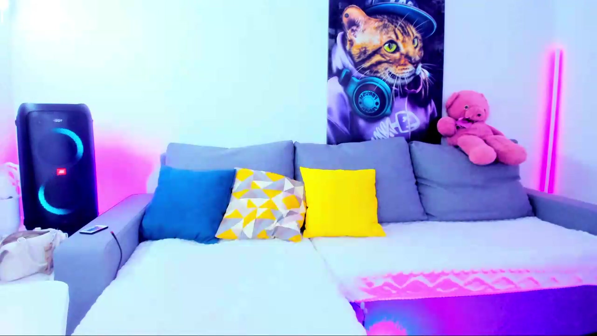 Gallery image thumbnail from Sunny__Sweet's myfreecams stream on, 08/26/2026, 05:46 image 7 of 20