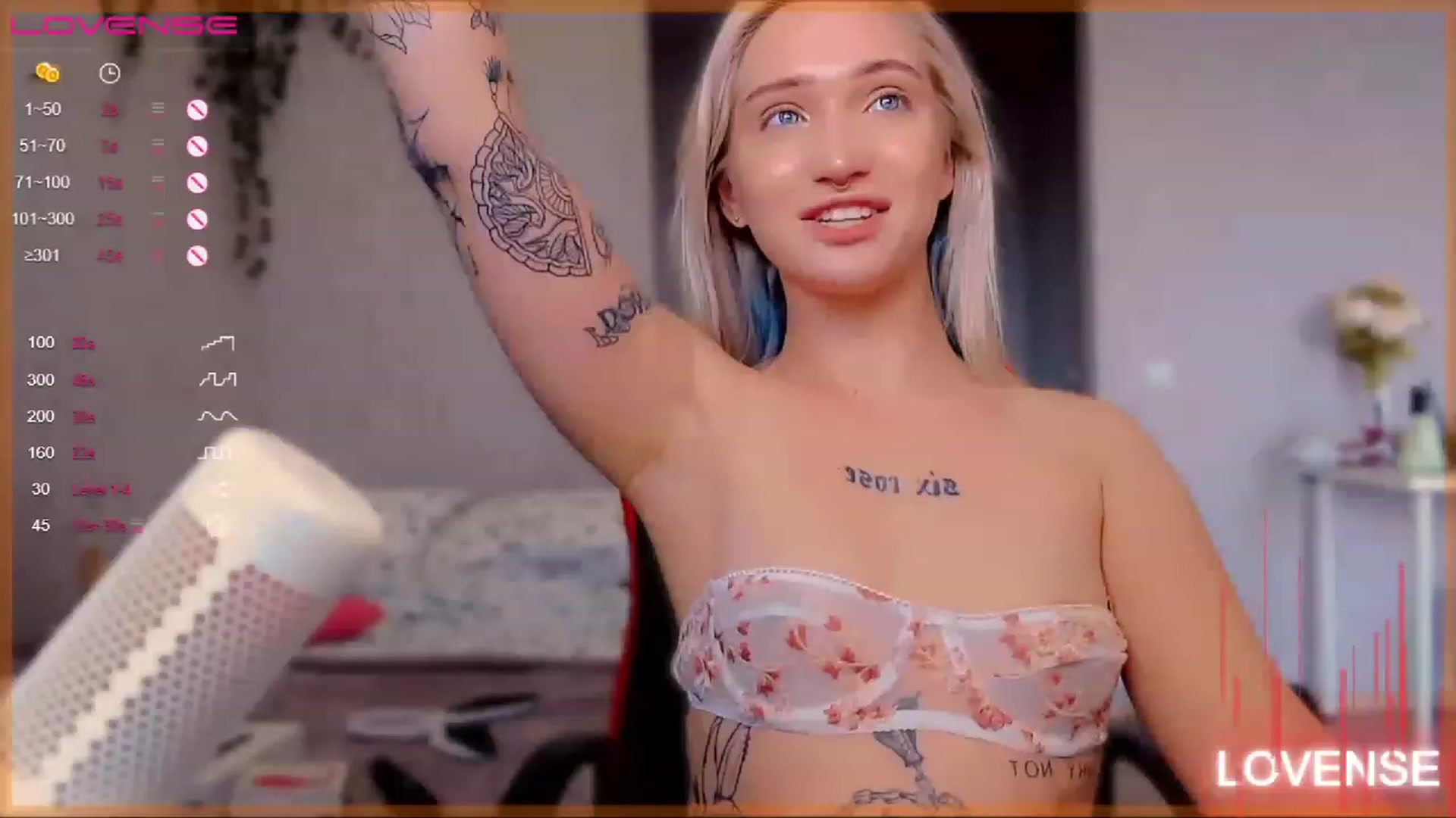 Gallery image thumbnail from Sunny_xoxo's myfreecams stream on, 06/09/2023, 08:17 image 16 of 20