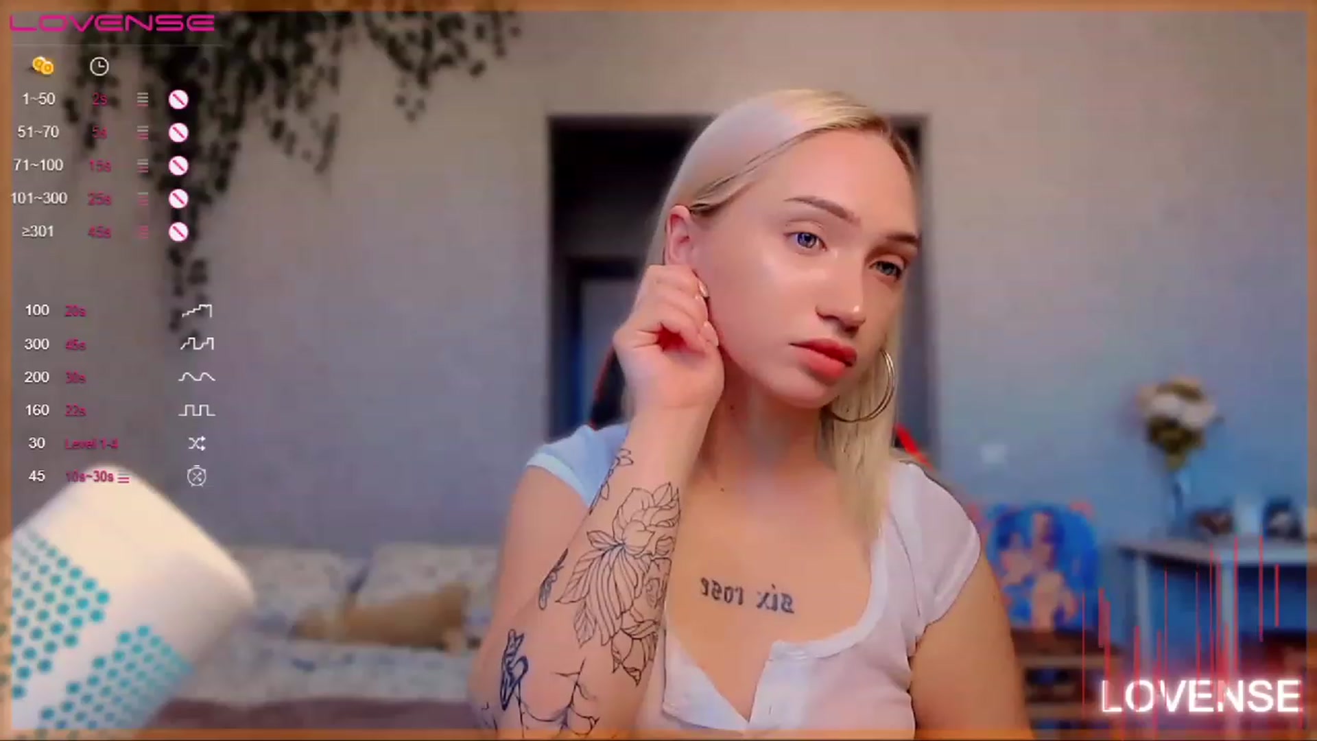 Gallery image thumbnail from Sunny_xoxo's myfreecams stream on, 06/12/2023, 02:10 image 12 of 20