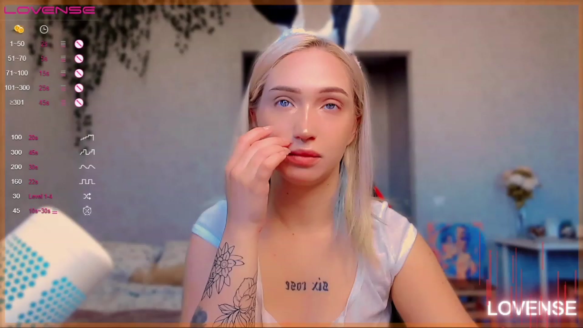 Gallery image thumbnail from Sunny_xoxo's myfreecams stream on, 06/12/2023, 02:10 image 1 of 20