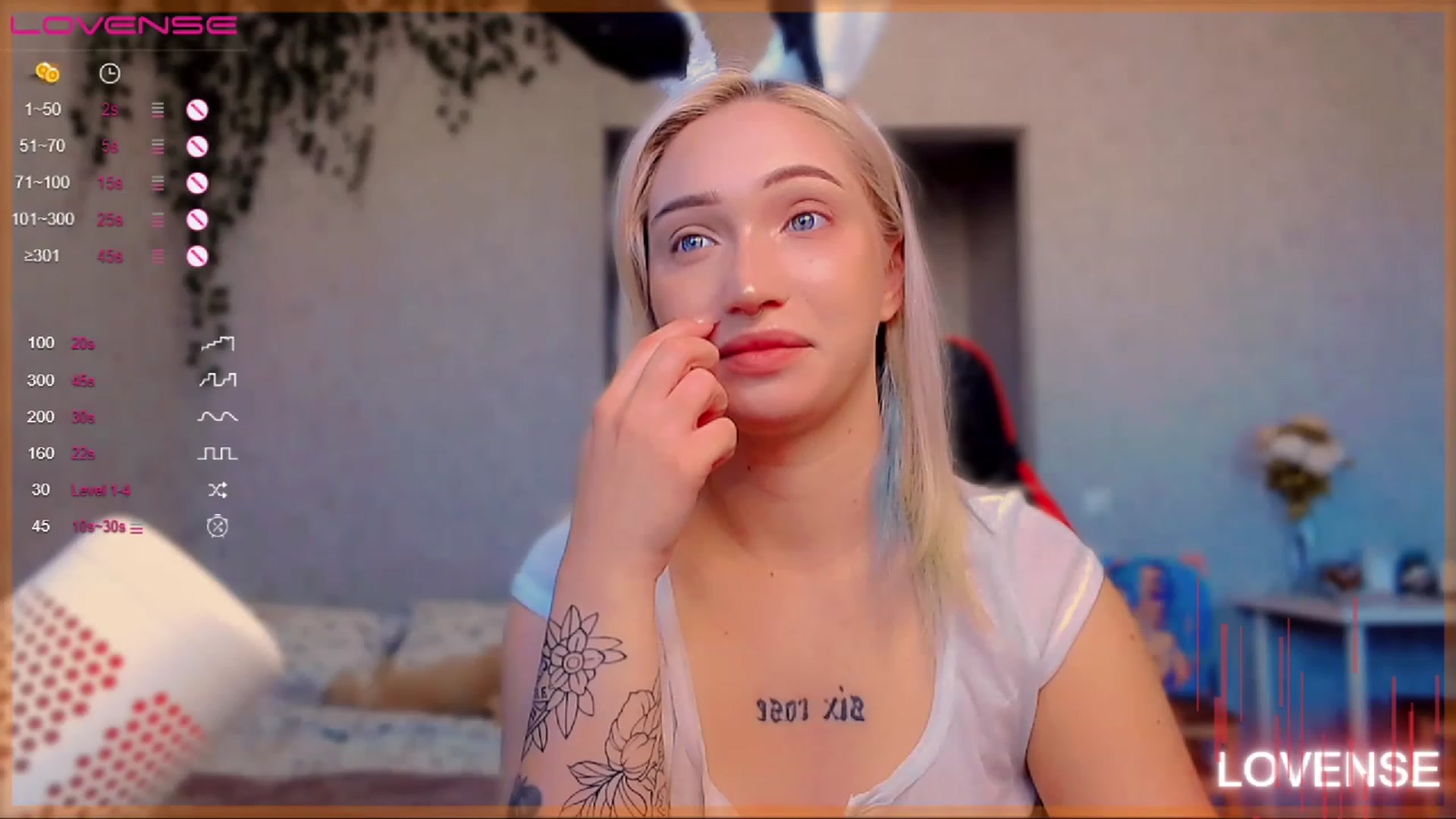 Gallery image thumbnail from Sunny_xoxo's myfreecams stream on, 06/12/2023, 02:10 image 4 of 20