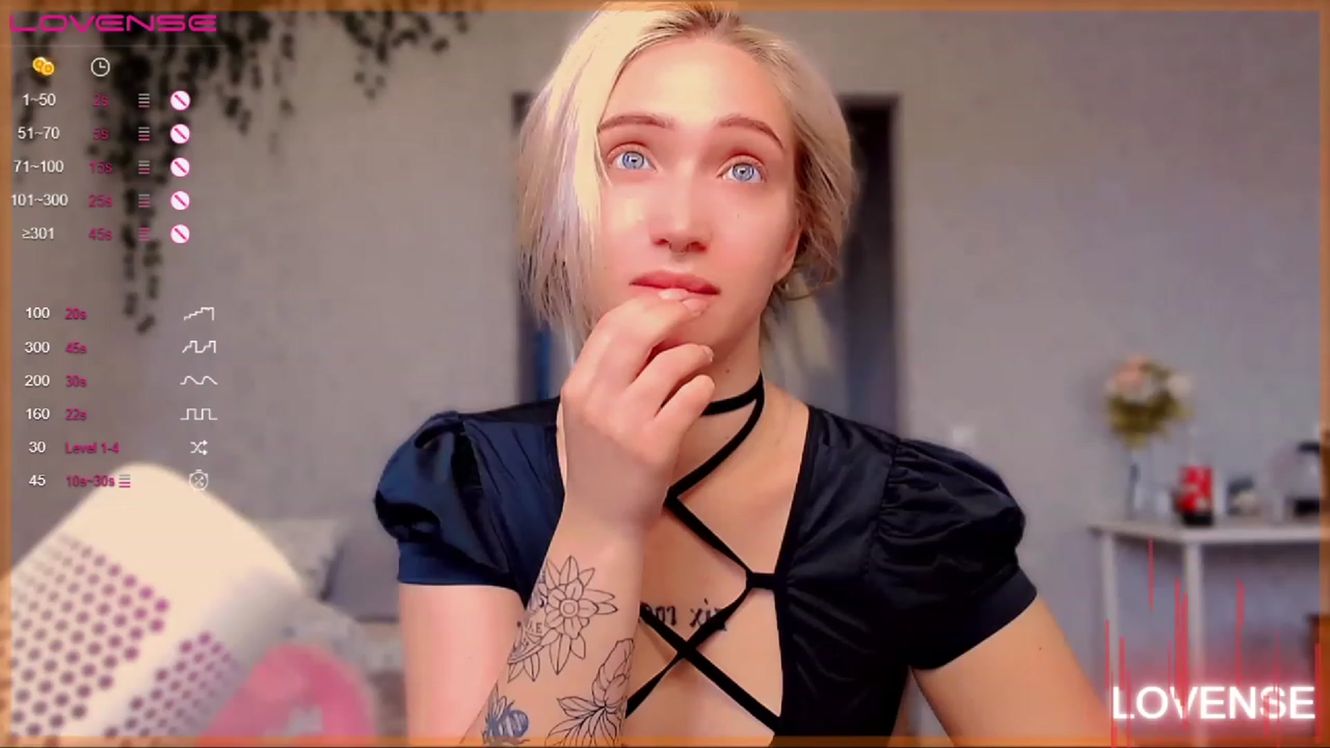 Gallery image thumbnail from Sunny_xoxo's myfreecams stream on, 06/19/2023, 07:14 image 18 of 20