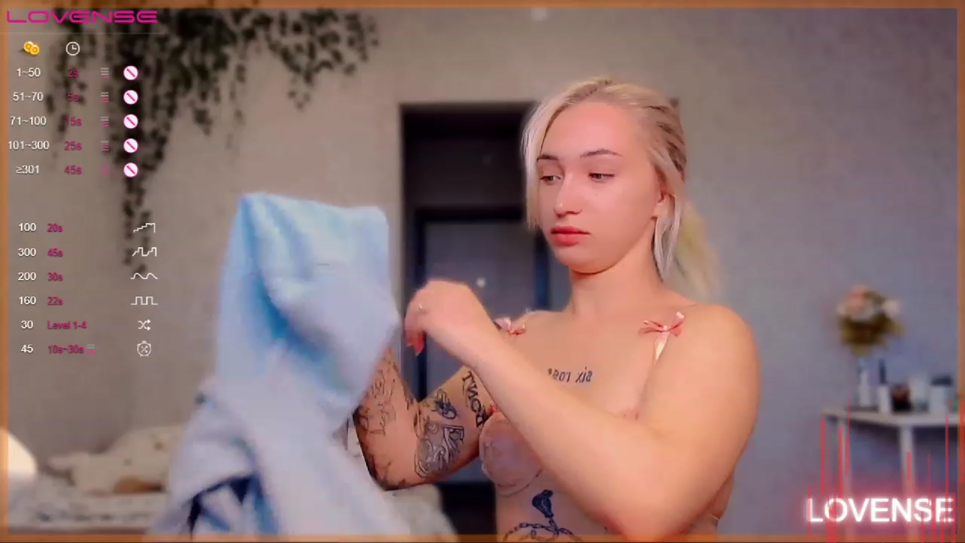 Gallery image thumbnail from Sunny_xoxo's myfreecams stream on, 06/20/2023, 01:20 image 6 of 20