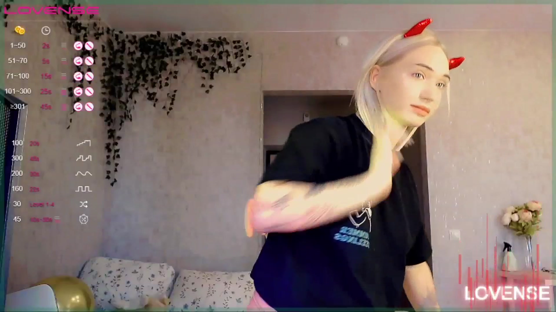 Gallery image thumbnail from Sunny_xoxo's myfreecams stream on, 07/25/2023, 04:49 image 10 of 20