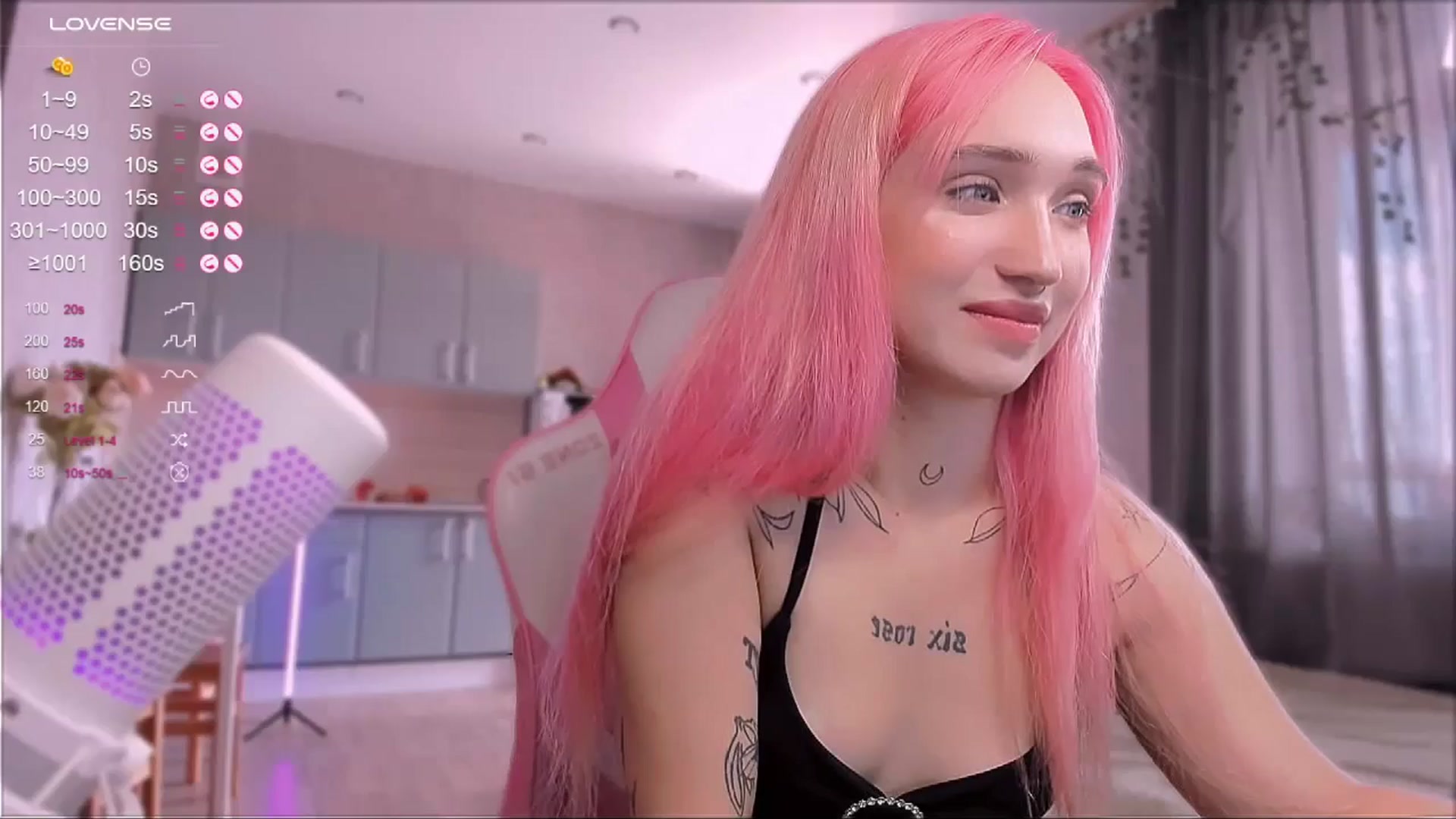 Gallery image thumbnail from Sunny_xoxo's myfreecams stream on, 07/03/2024, 09:00 image 19 of 20