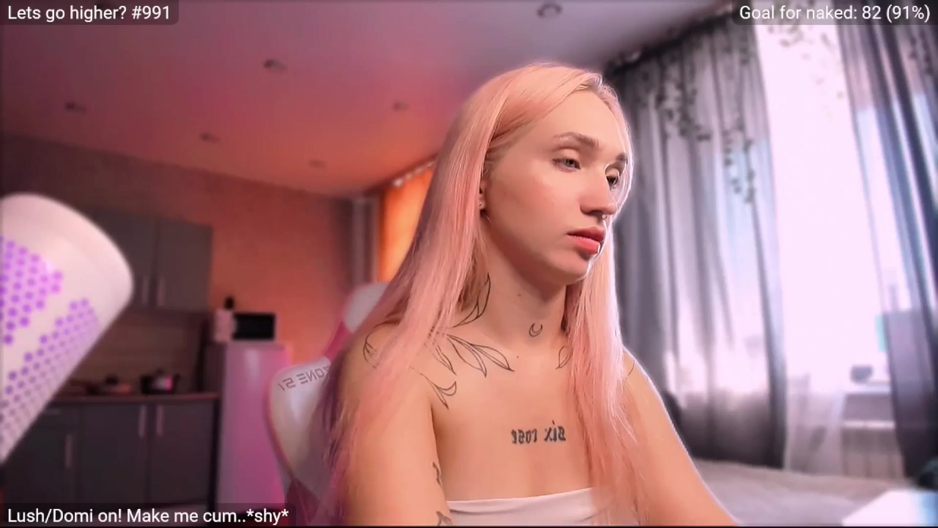 Gallery image thumbnail from Sunny_xoxo's myfreecams stream on, 07/31/2024, 10:34 image 5 of 20