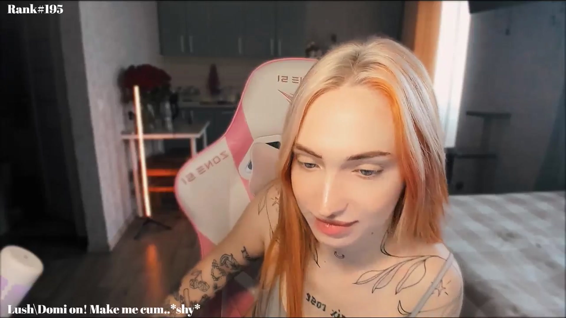 Gallery image thumbnail from Sunny_xoxo's myfreecams stream on, 10/08/2024, 04:21 image 18 of 20