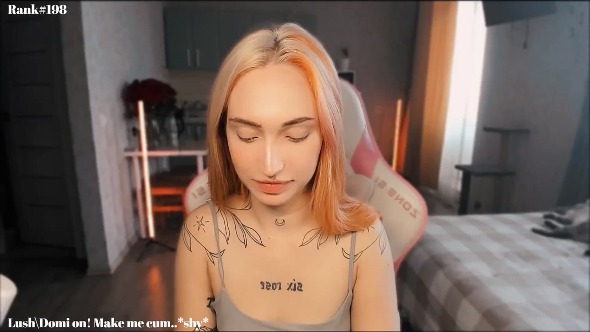 Gallery image thumbnail from Sunny_xoxo's myfreecams stream on, 10/08/2024, 05:39 image 16 of 20