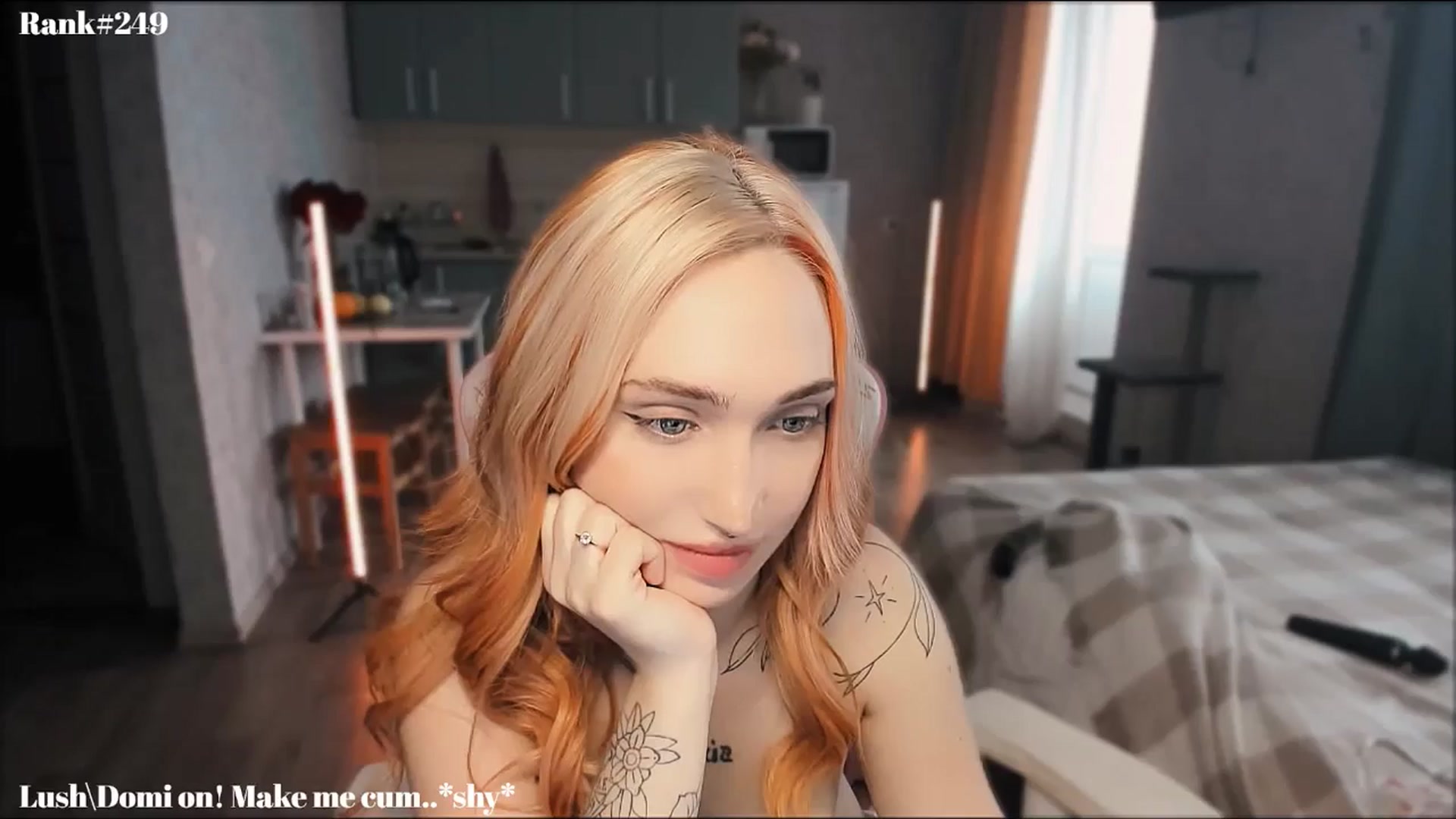 Gallery image thumbnail from Sunny_xoxo's myfreecams stream on, 10/11/2024, 05:15 image 10 of 20