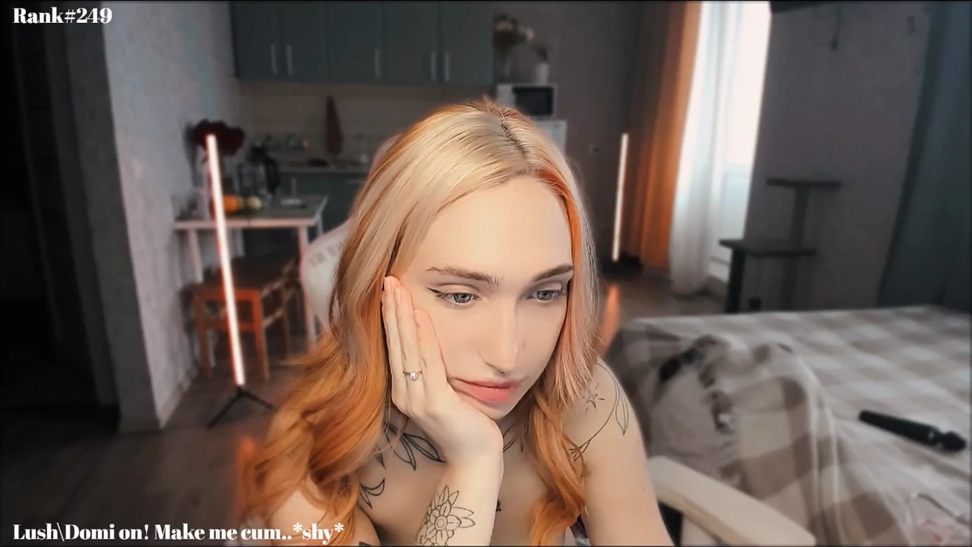Gallery image thumbnail from Sunny_xoxo's myfreecams stream on, 10/11/2024, 05:15 image 18 of 20