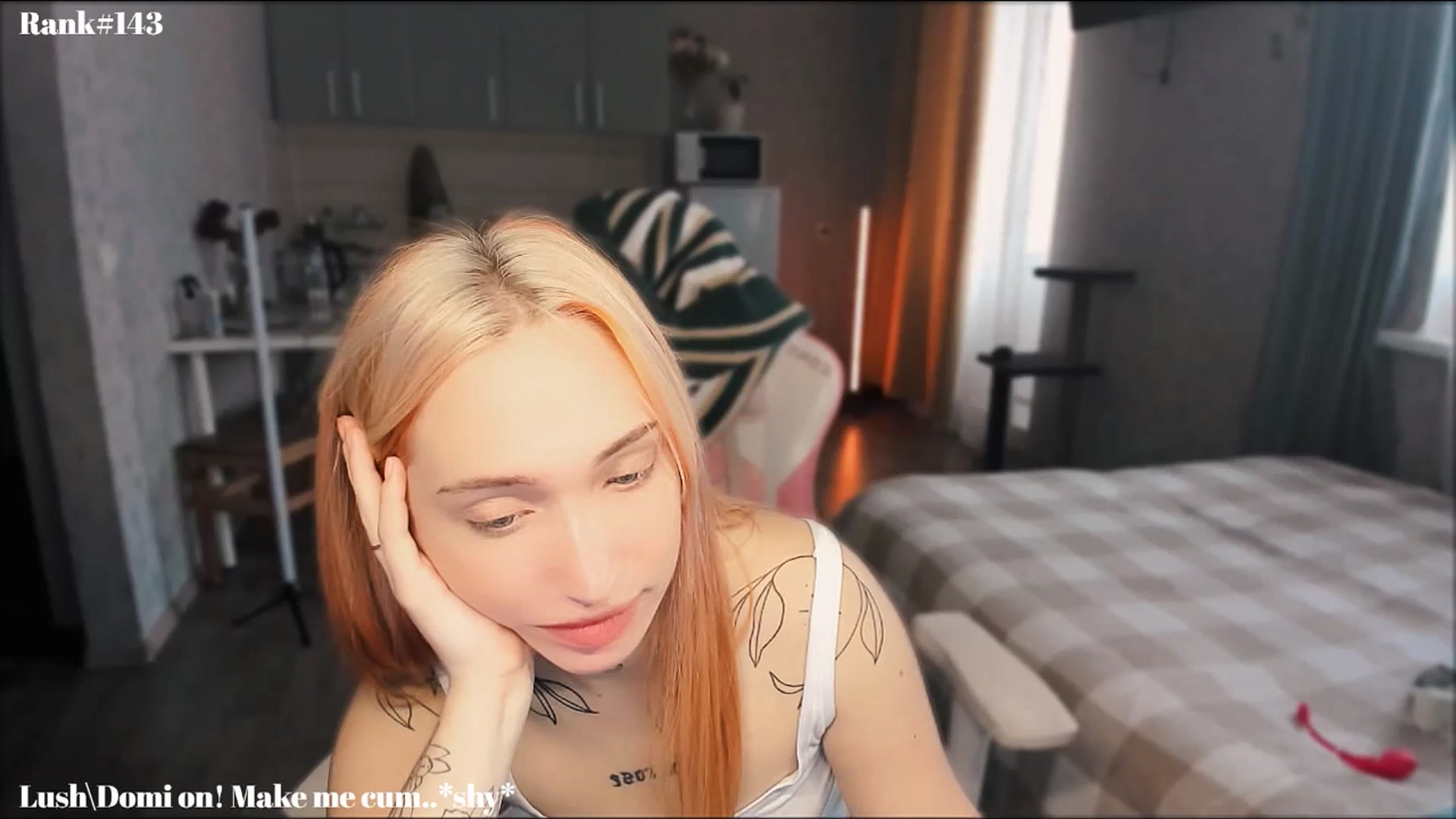 Gallery image thumbnail from Sunny_xoxo's myfreecams stream on, 10/14/2024, 05:37 image 13 of 20