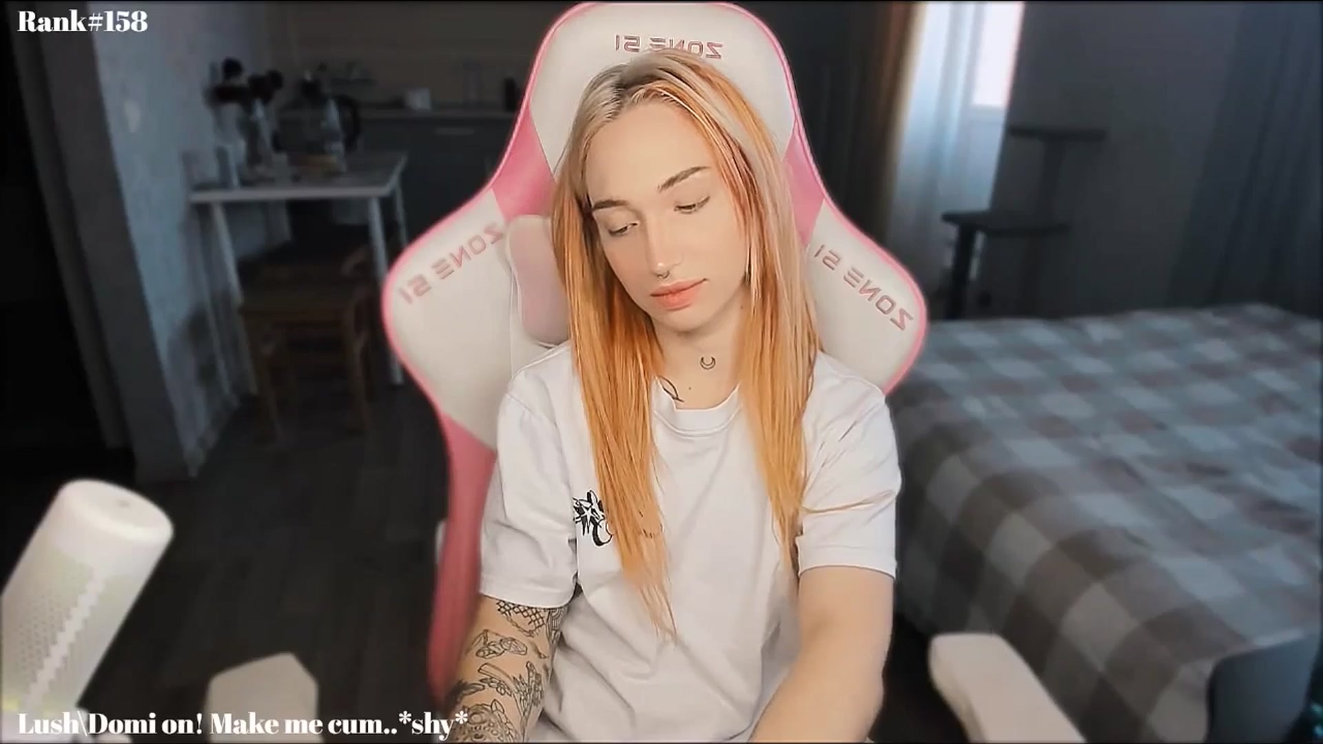 Gallery image thumbnail from Sunny_xoxo's myfreecams stream on, 10/15/2024, 04:54 image 12 of 20