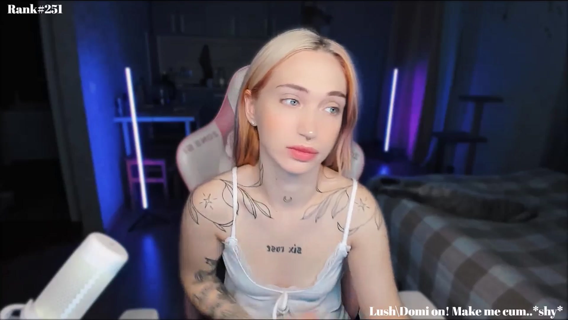 Gallery image thumbnail from Sunny_xoxo's myfreecams stream on, 10/21/2024, 01:17 image 12 of 20