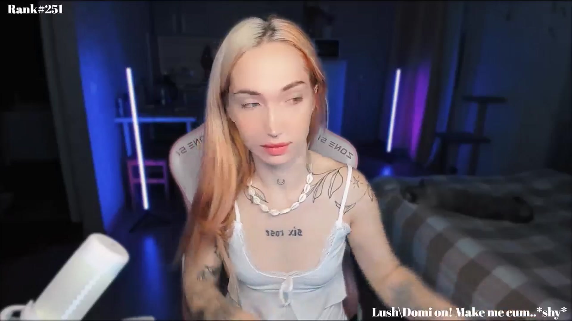 Gallery image thumbnail from Sunny_xoxo's myfreecams stream on, 10/21/2024, 01:17 image 7 of 20