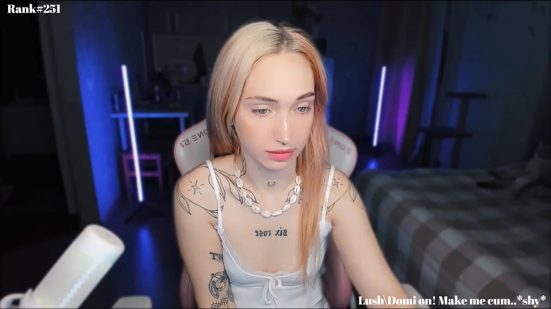 Gallery image thumbnail from Sunny_xoxo's myfreecams stream on, 10/21/2024, 01:17 image 4 of 20