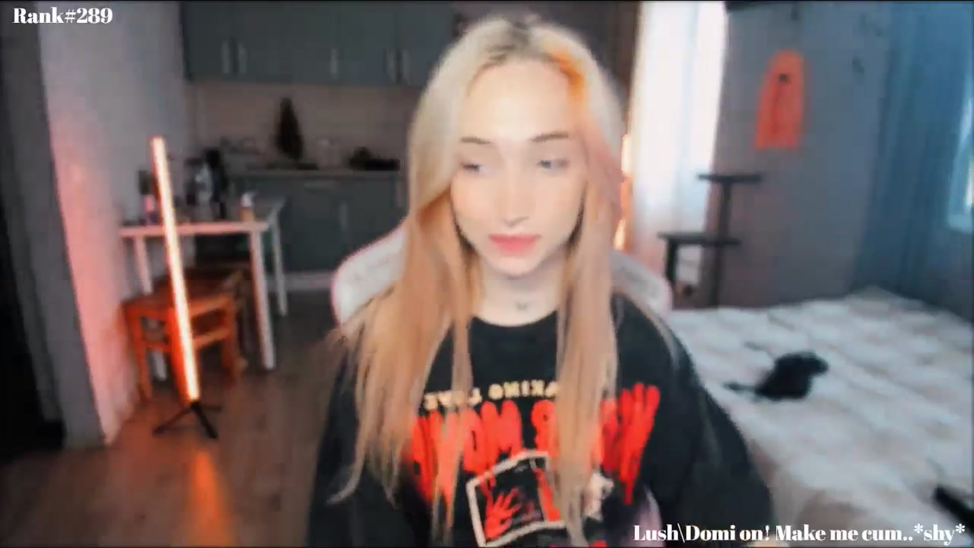 Gallery image thumbnail from Sunny_xoxo's myfreecams stream on, 10/24/2024, 04:35 image 9 of 20