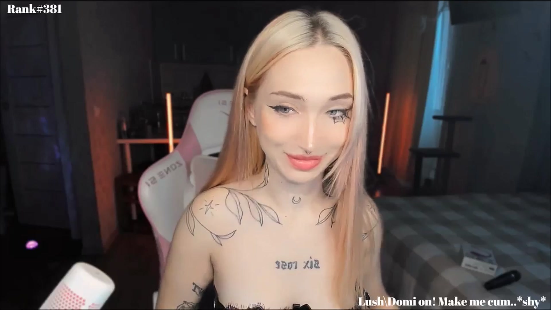 Gallery image thumbnail from Sunny_xoxo's myfreecams stream on, 10/28/2024, 04:07 image 7 of 20