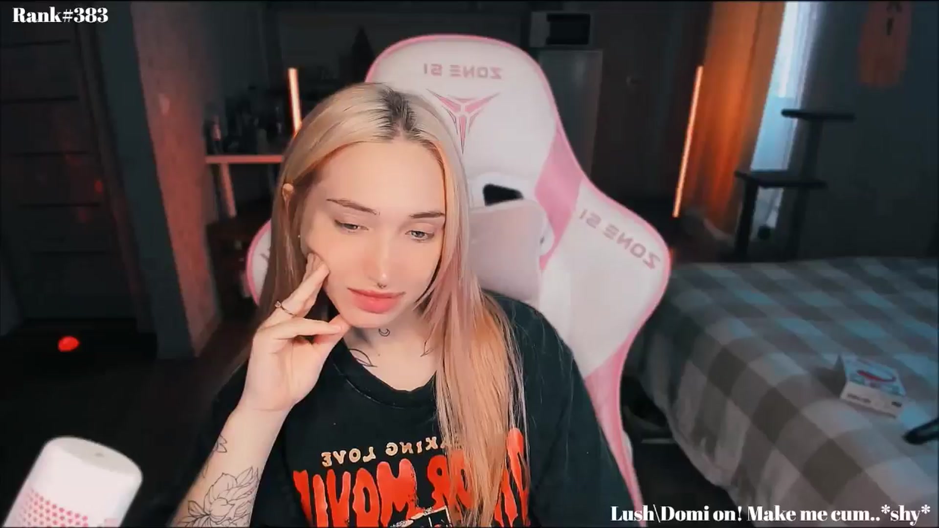 Gallery image thumbnail from Sunny_xoxo's myfreecams stream on, 10/28/2024, 05:12 image 5 of 20