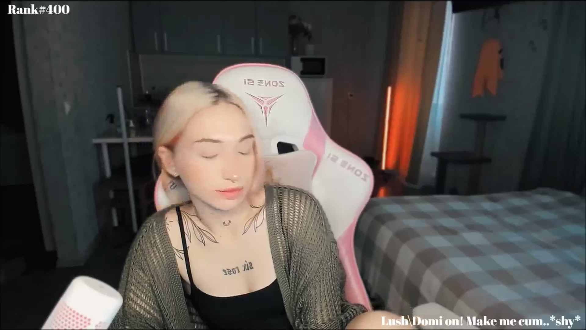 Gallery image thumbnail from Sunny_xoxo's myfreecams stream on, 10/30/2024, 03:43 image 11 of 20