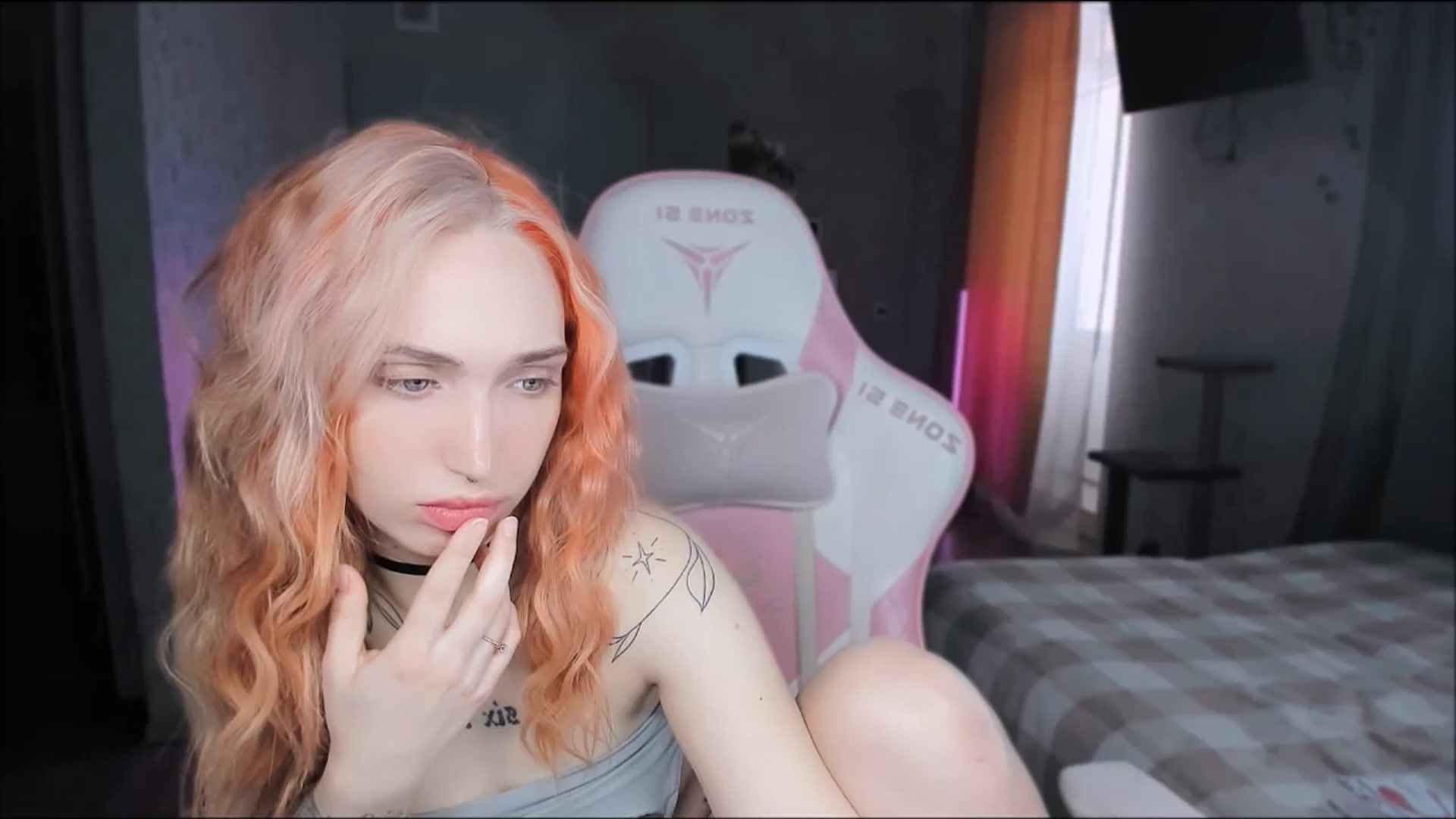 Gallery image thumbnail from Sunny_xoxo's myfreecams stream on, 11/08/2024, 08:13 image 13 of 20