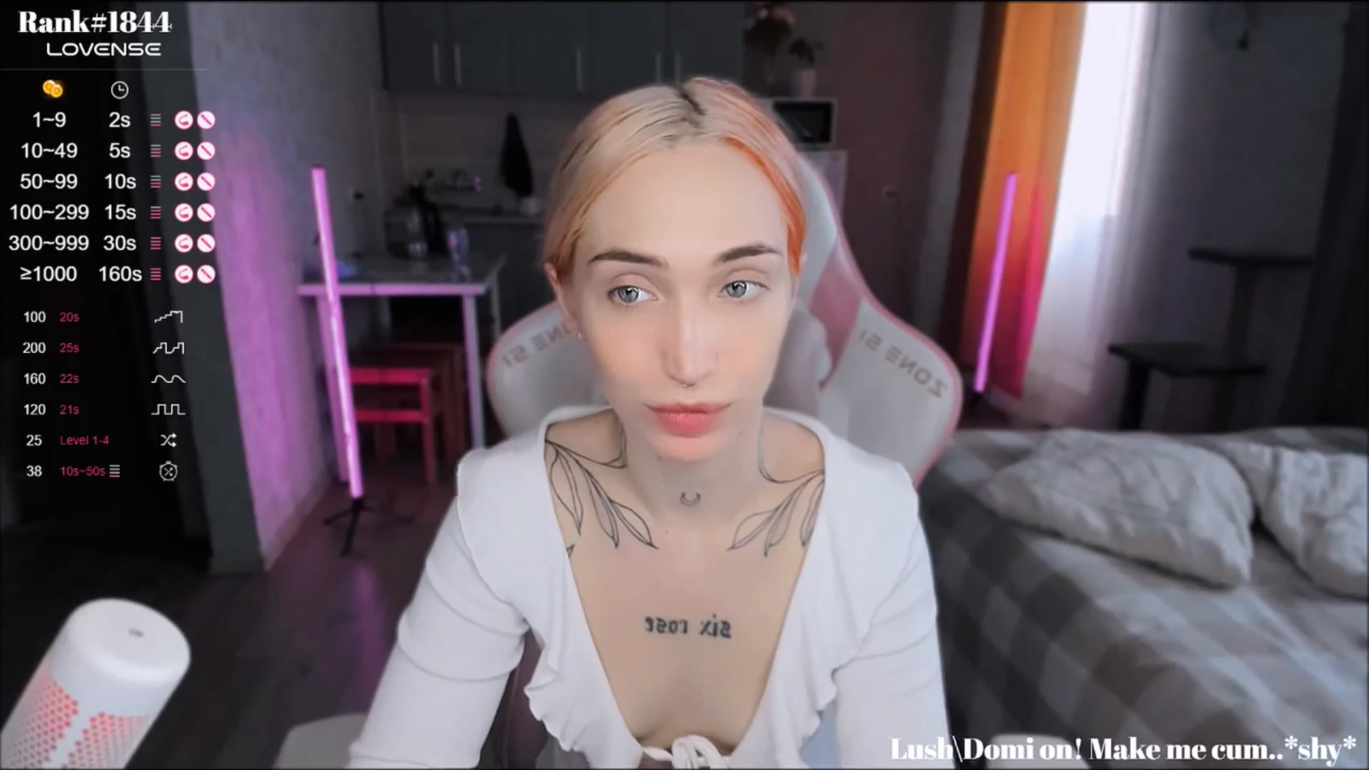 Gallery image thumbnail from Sunny_xoxo's myfreecams stream on, 11/13/2024, 05:38 image 17 of 20