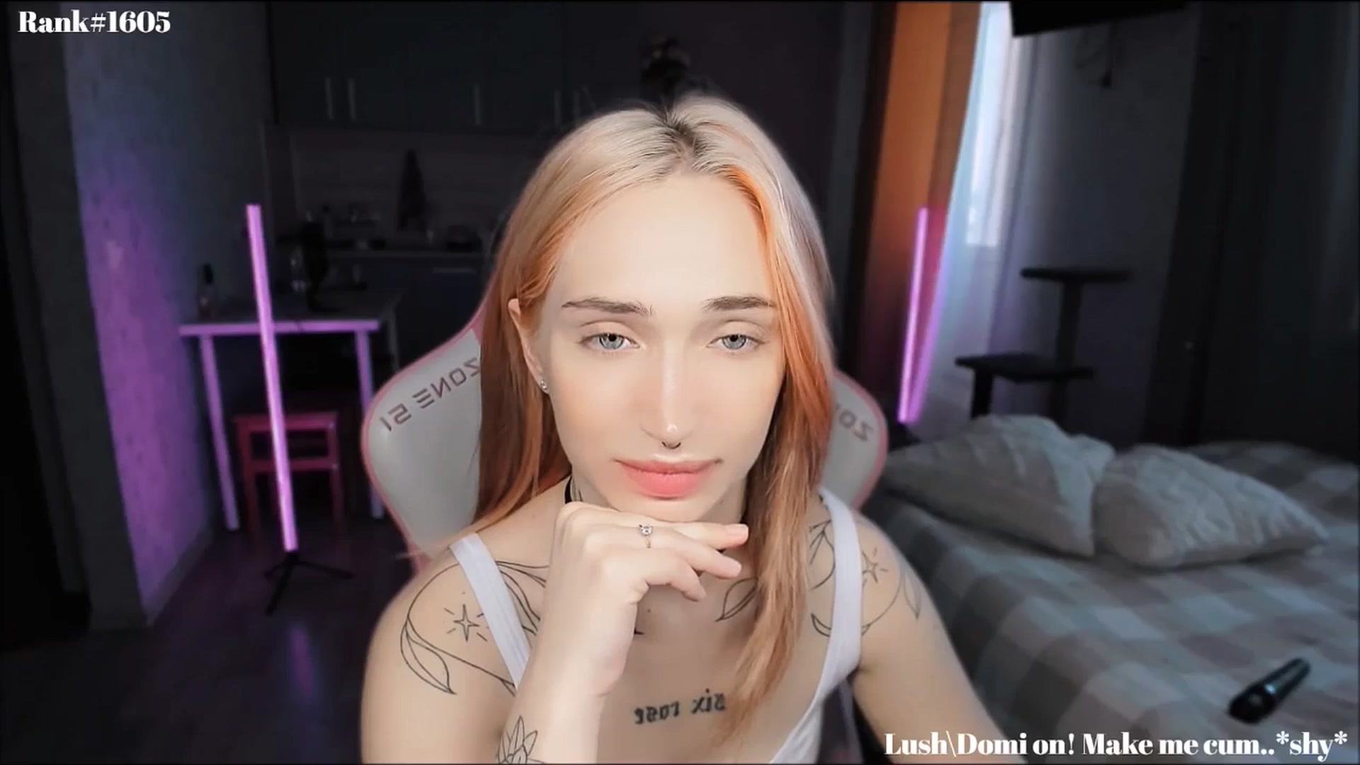 Gallery image thumbnail from Sunny_xoxo's myfreecams stream on, 11/19/2024, 04:42 image 5 of 20