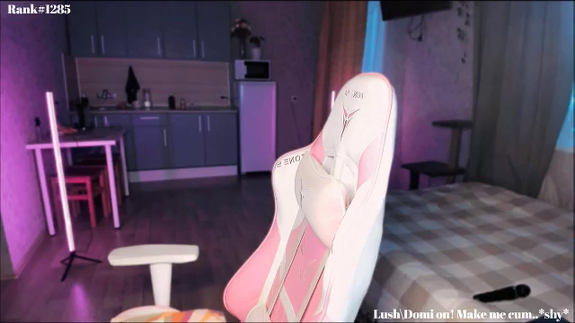 Gallery image thumbnail from Sunny_xoxo's myfreecams stream on, 11/22/2024, 02:39 image 18 of 20