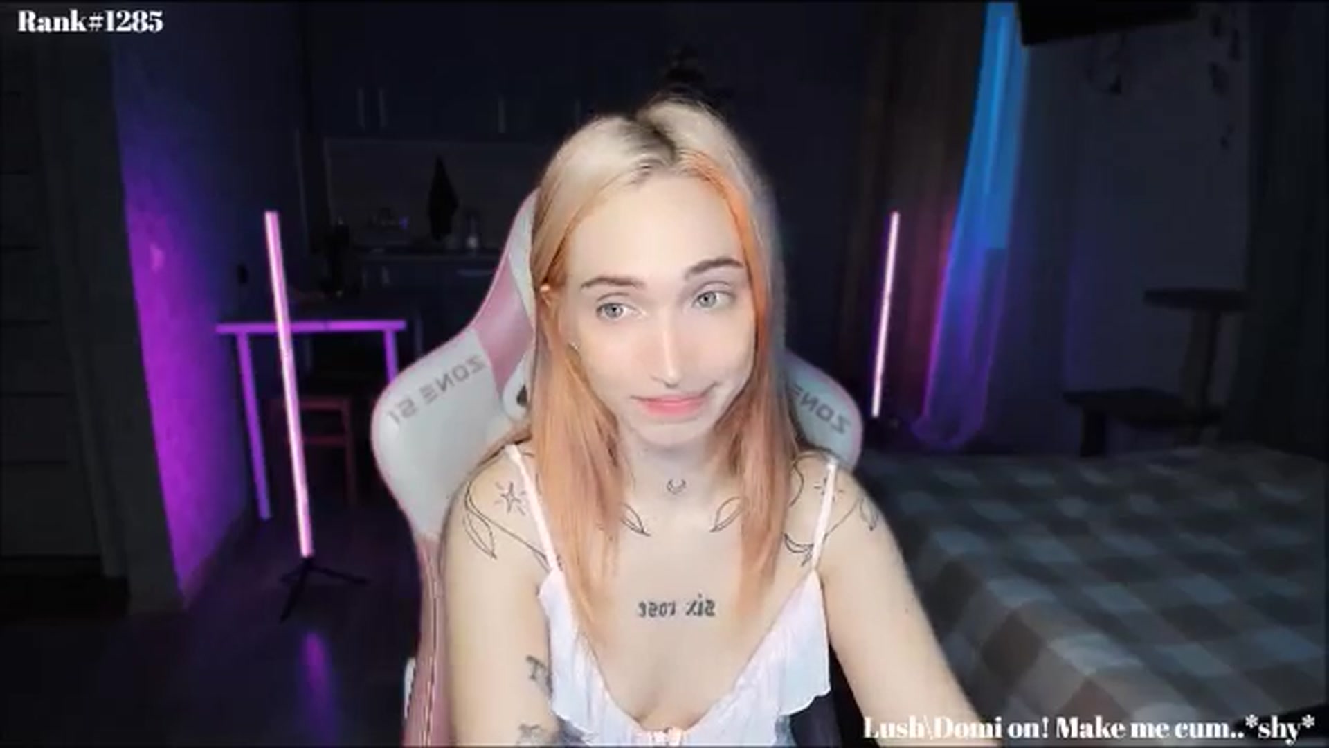 Gallery image thumbnail from Sunny_xoxo's myfreecams stream on, 11/22/2024, 02:39 image 20 of 20